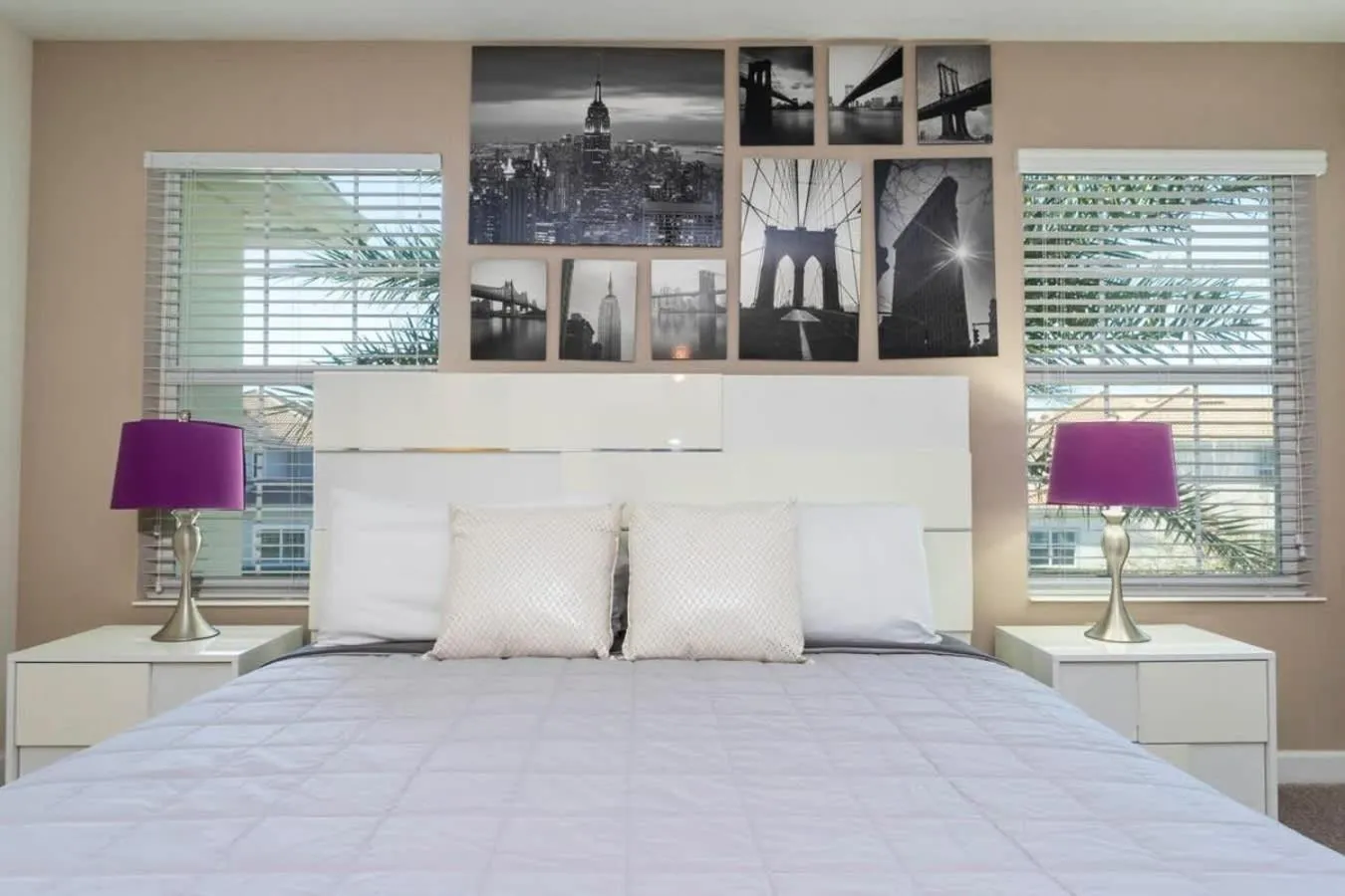 Bed in Four Bedrooms TownHome 4861