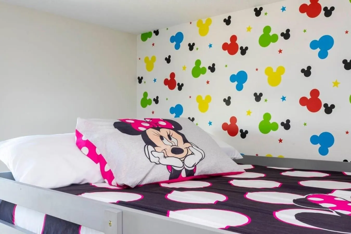 Bed in Four Bedrooms TownHome 4861