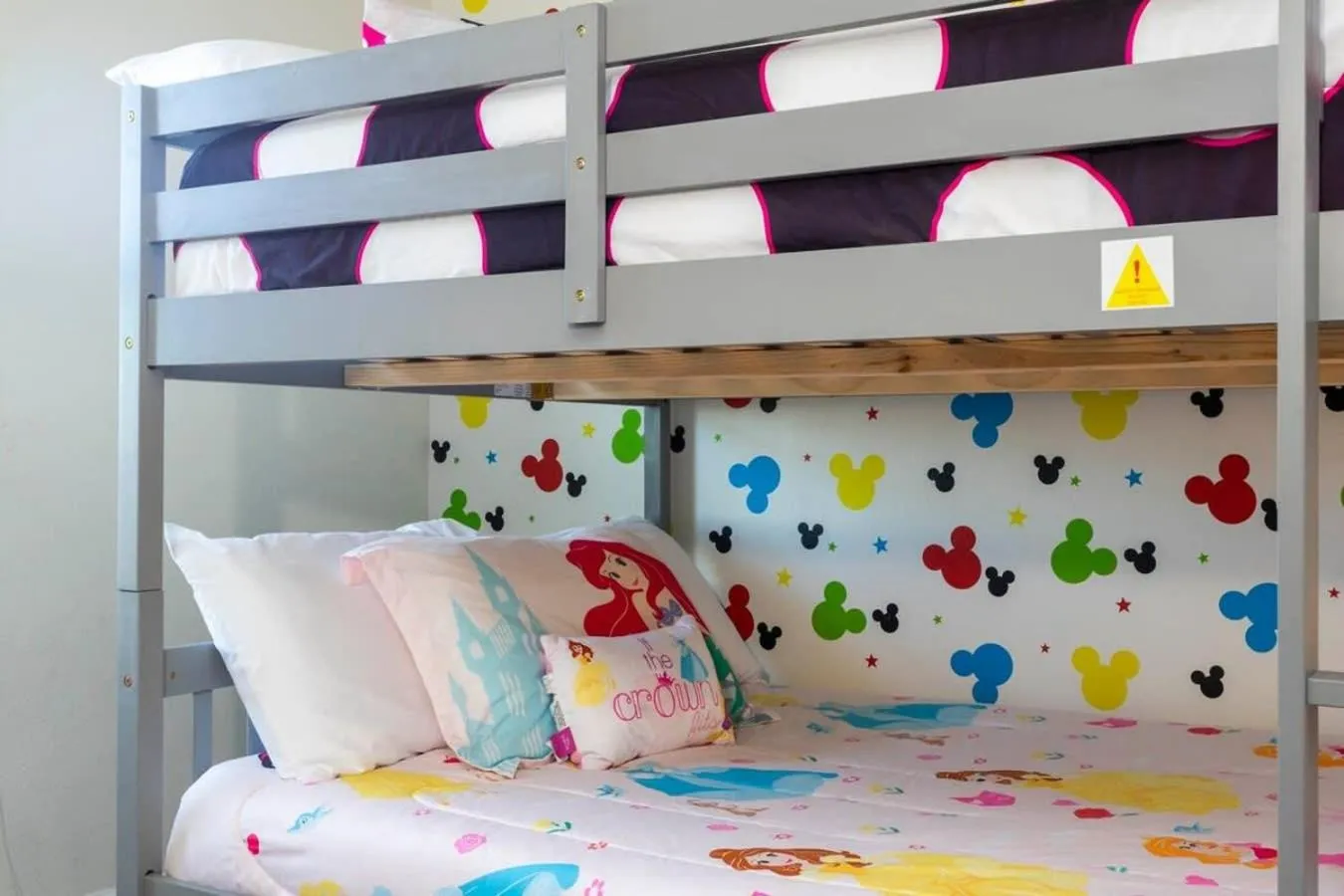 Bed in Four Bedrooms TownHome 4861