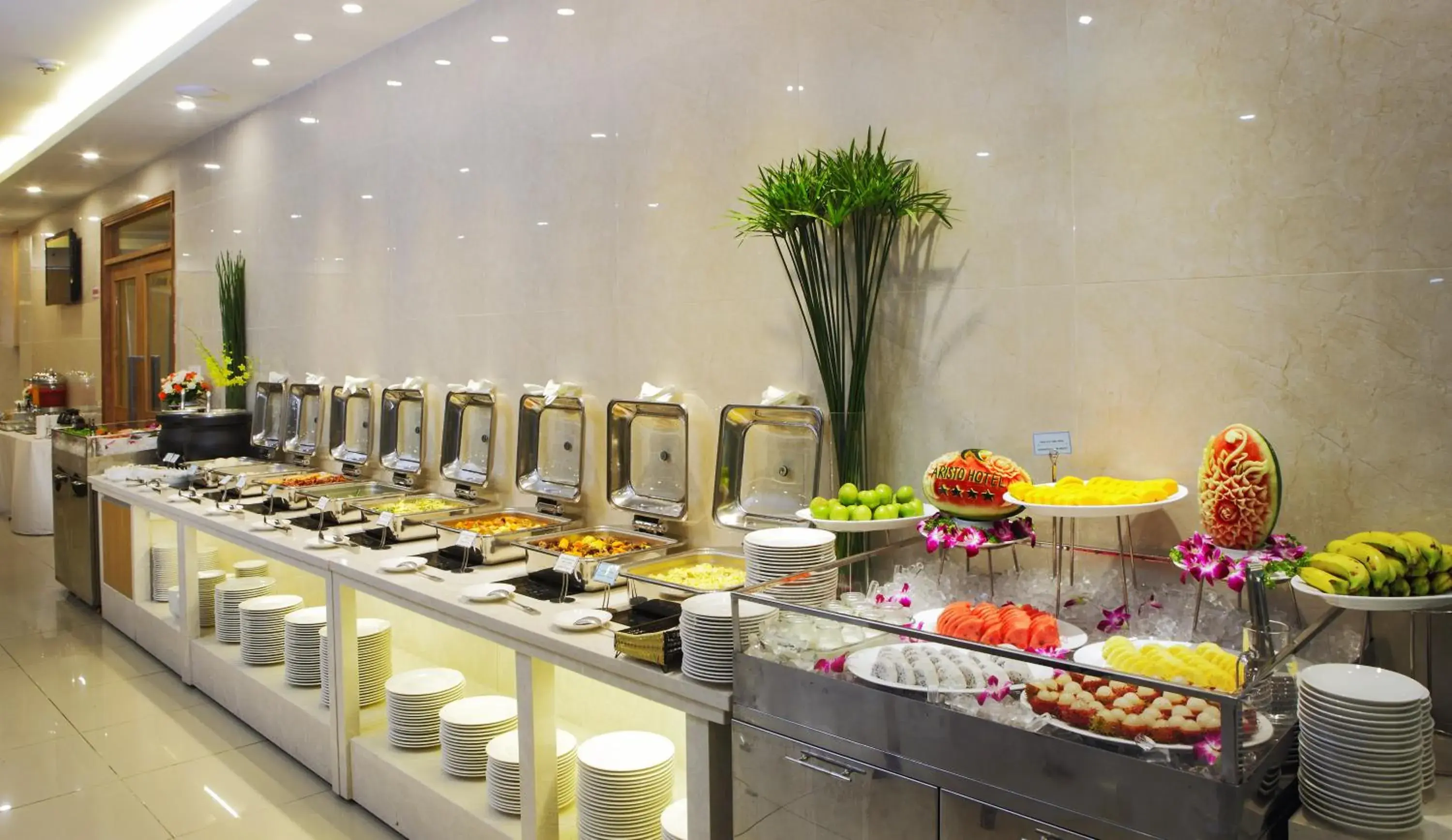 Restaurant/places to eat in Aristo Saigon Hotel Restaurant/places to eat in Aristo Saigon Hotel