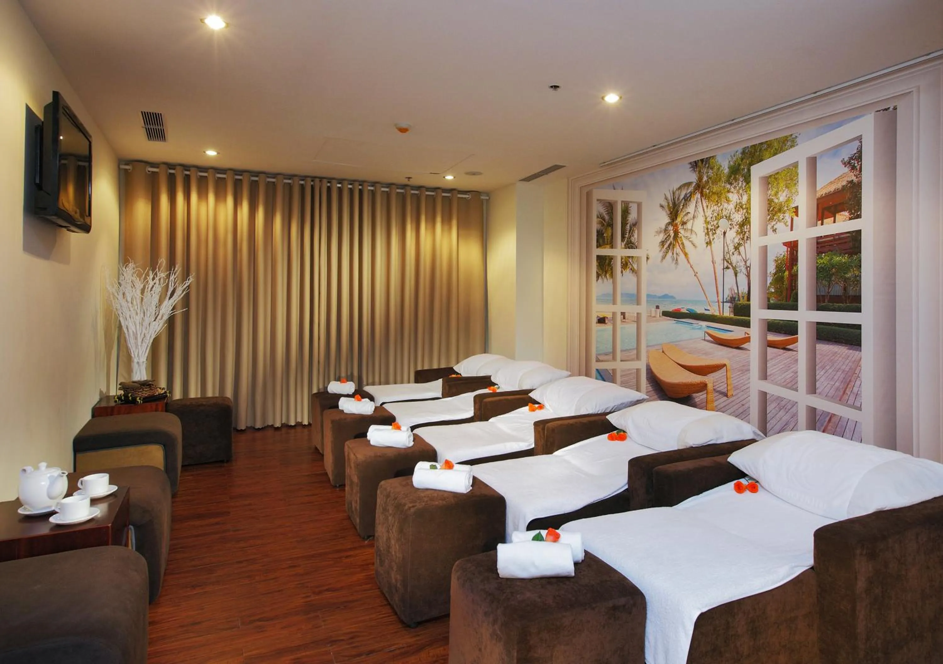 Massage in Aristo Saigon Hotel