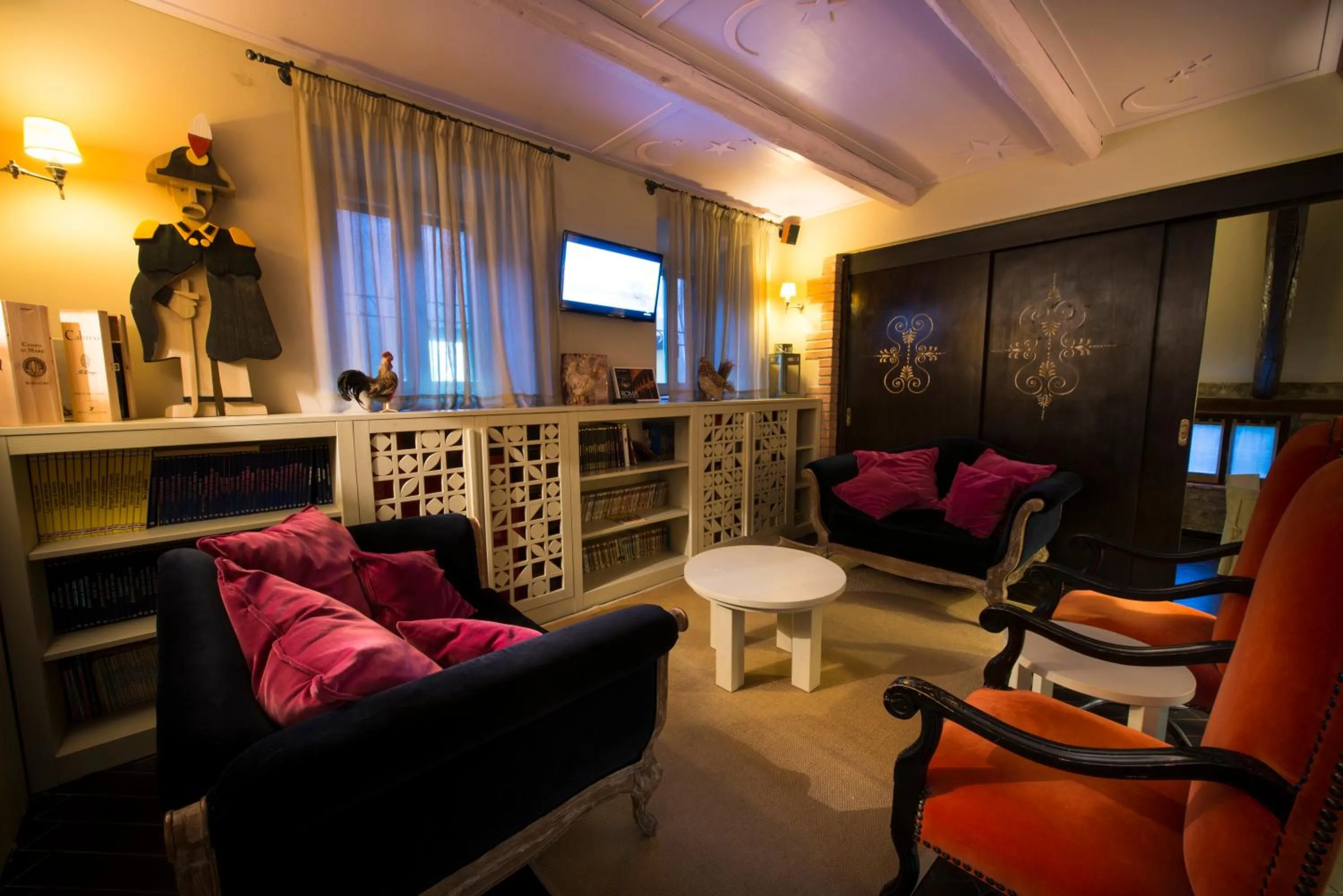 Communal lounge/ TV room in Borgo San Faustino Country Relais and Spa