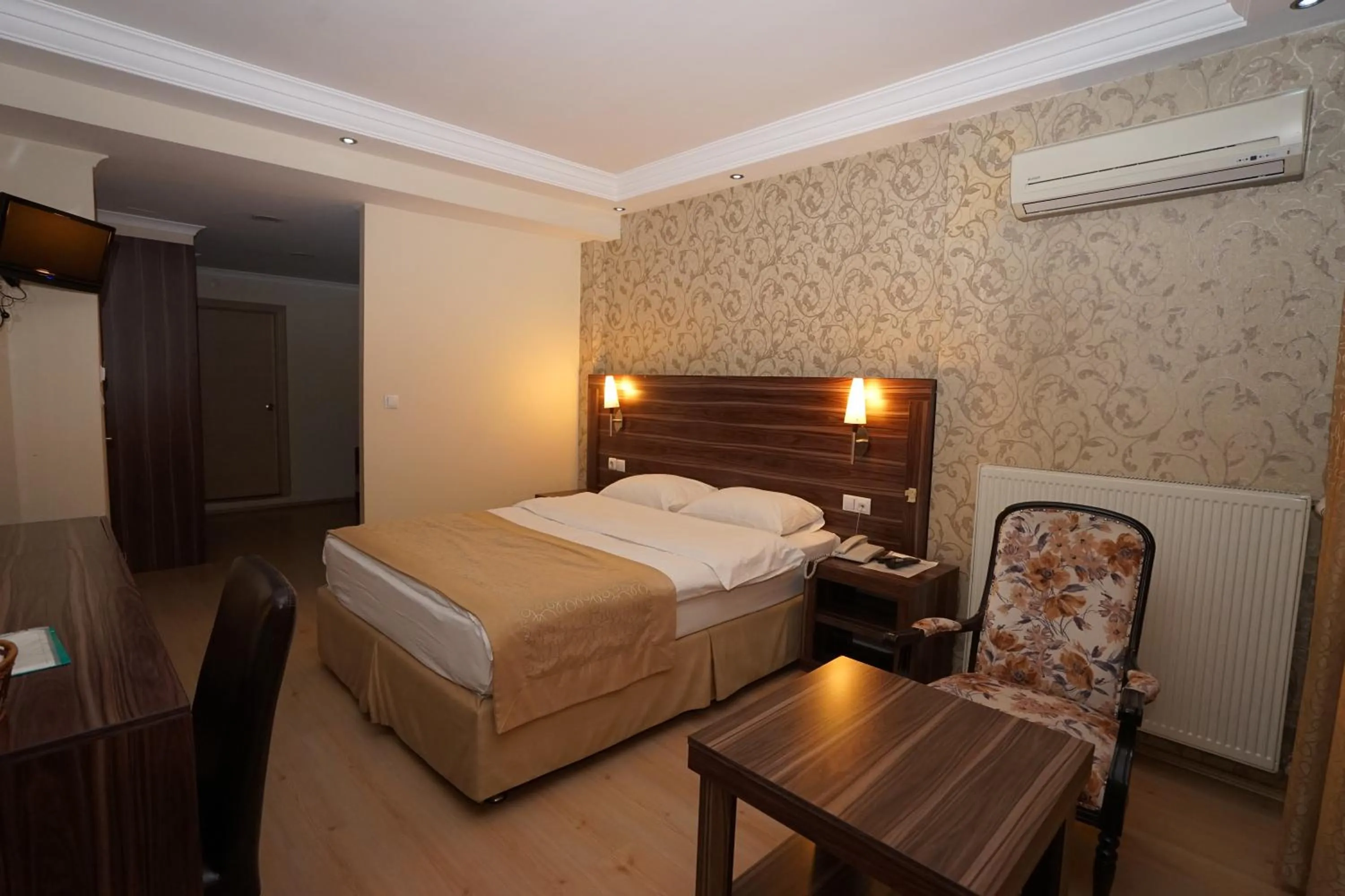 Shower in Yalihan Ari Hotel