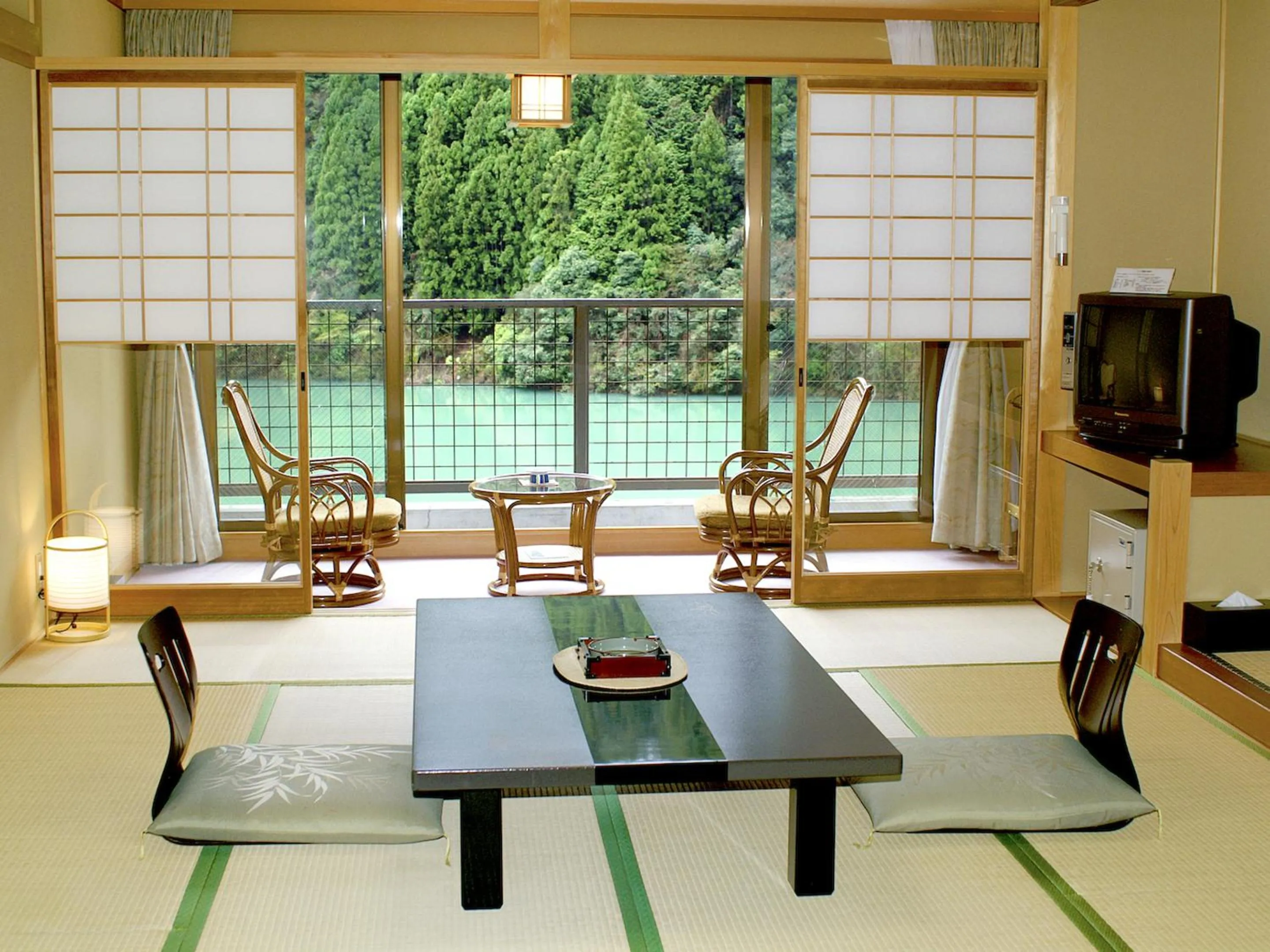 Photo of the whole room in Kosenkaku Yoshinoya