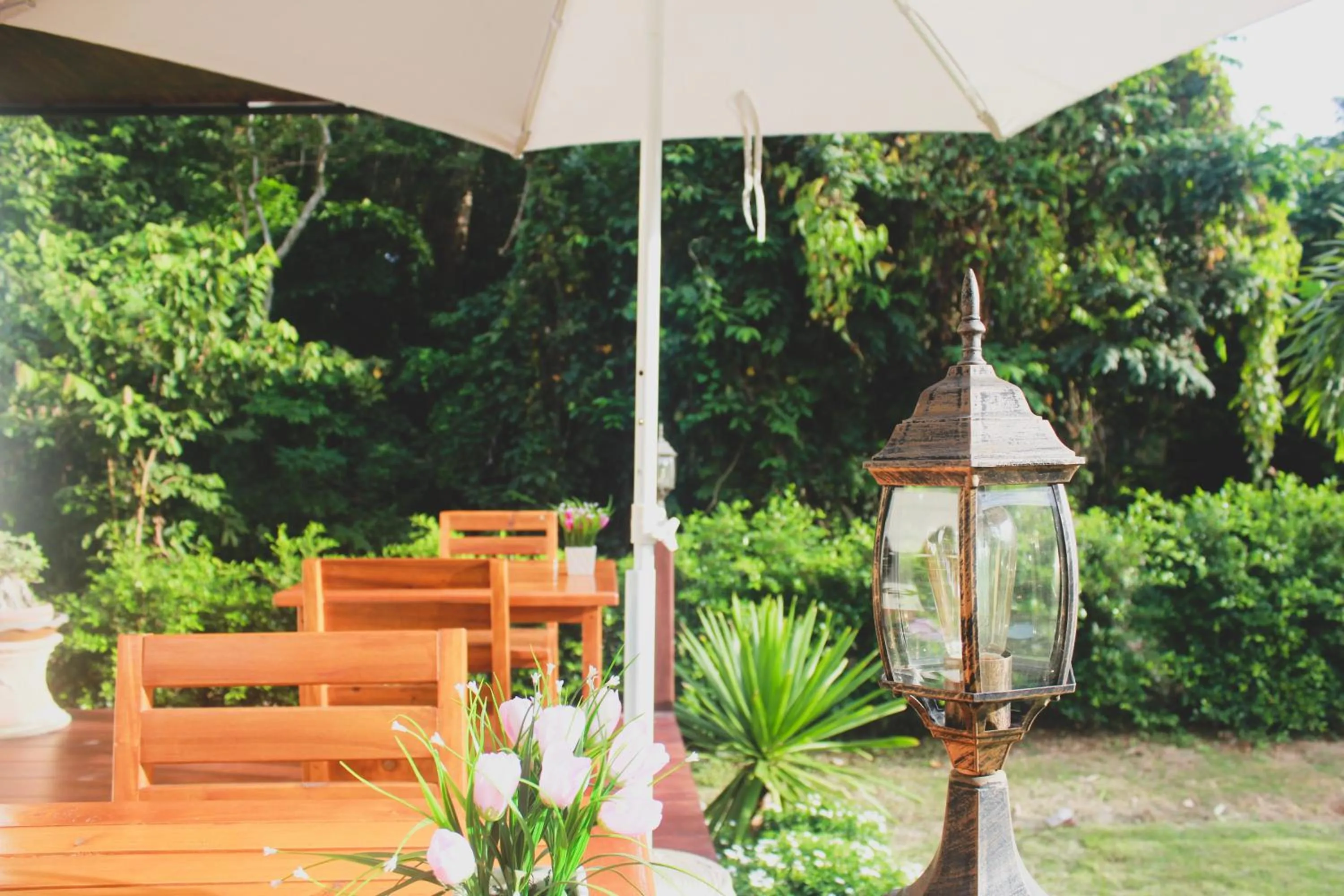 Restaurant/places to eat in Verona Lanta Resort