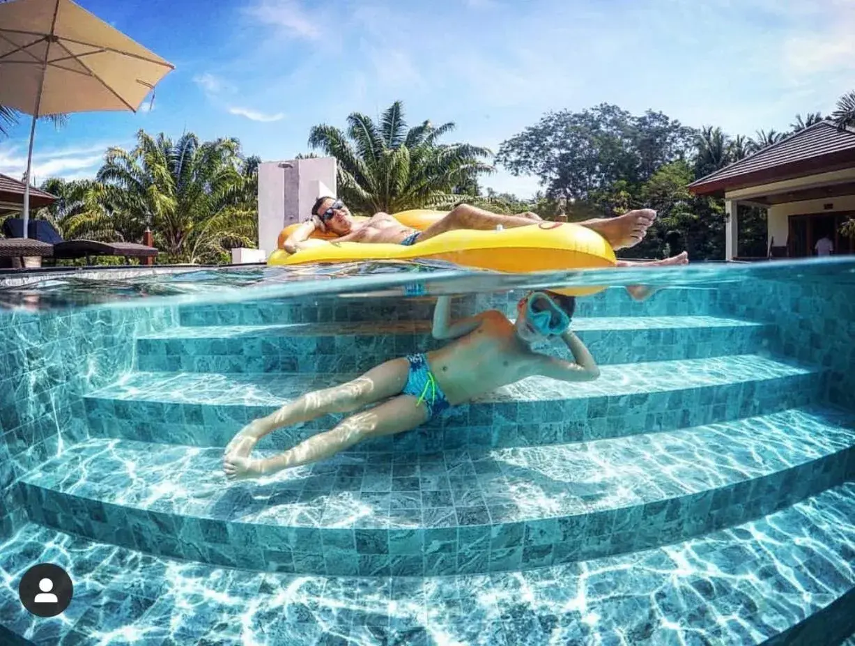 Swimming pool in Verona Lanta Resort Swimming pool in Verona Lanta Resort