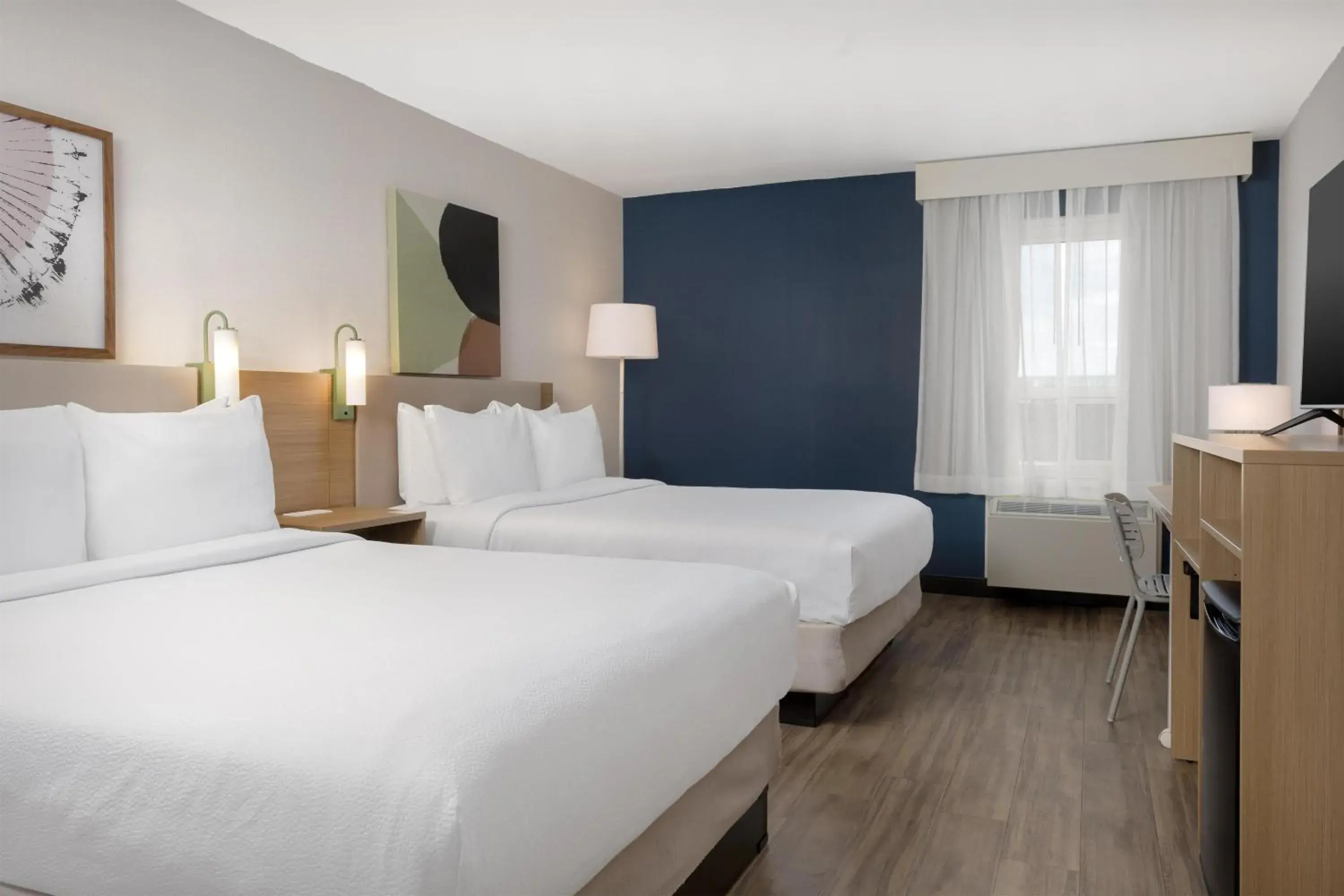 Queen Room with Two Queen Beds in Spark by Hilton Toronto Mississauga Queen Room with Two Queen Beds in Spark by Hilton Toronto Mississauga