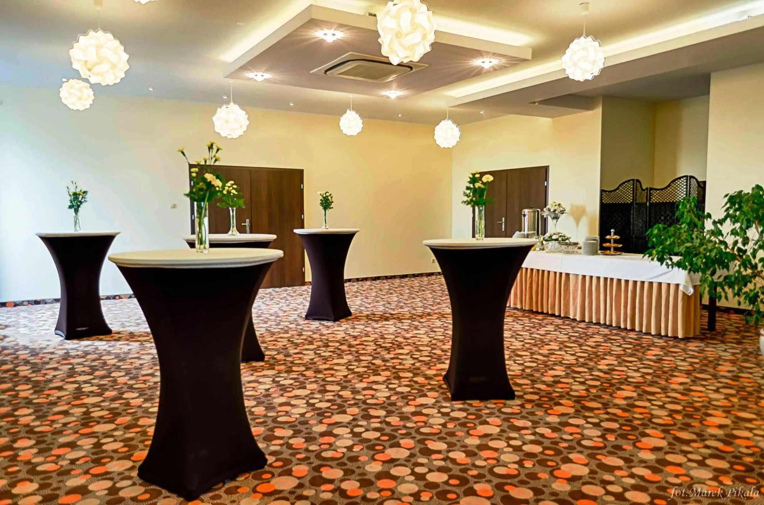 Business facilities in Hotel Czardasz Spa & Wellness