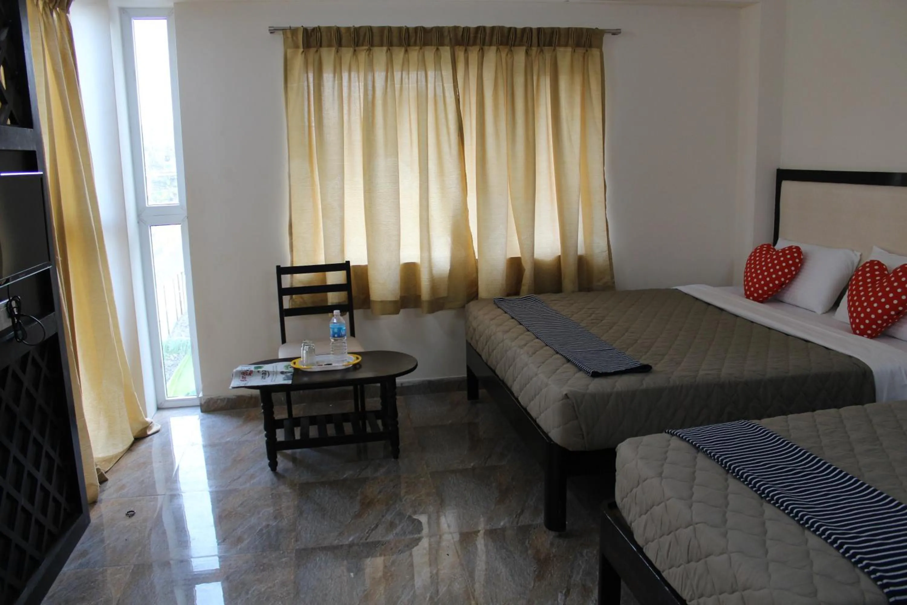 Photo of the whole room, Bed in Hotel Jaidharshini Palace