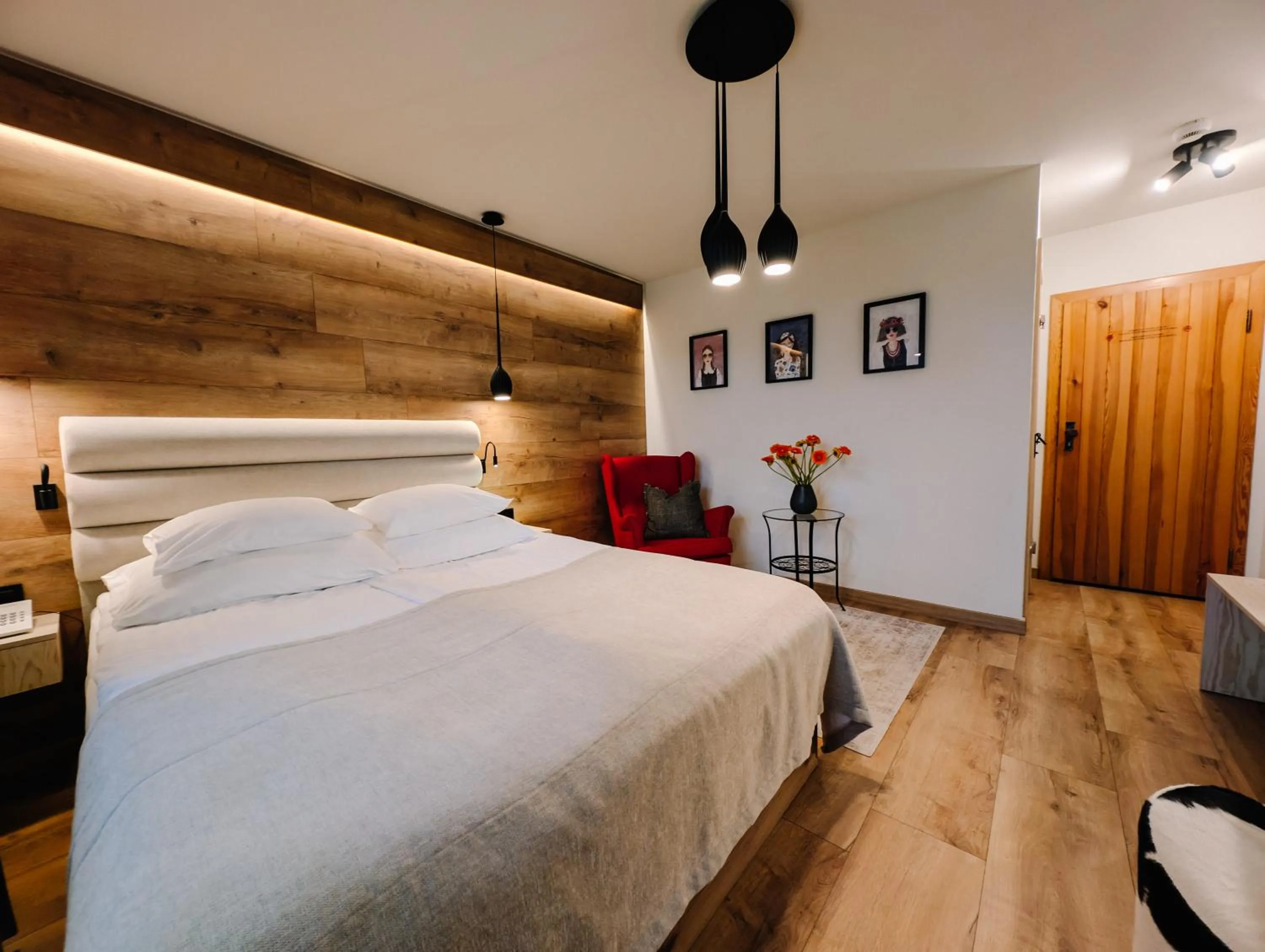 Bed in Karczma Rzym Bydgoszcz S5