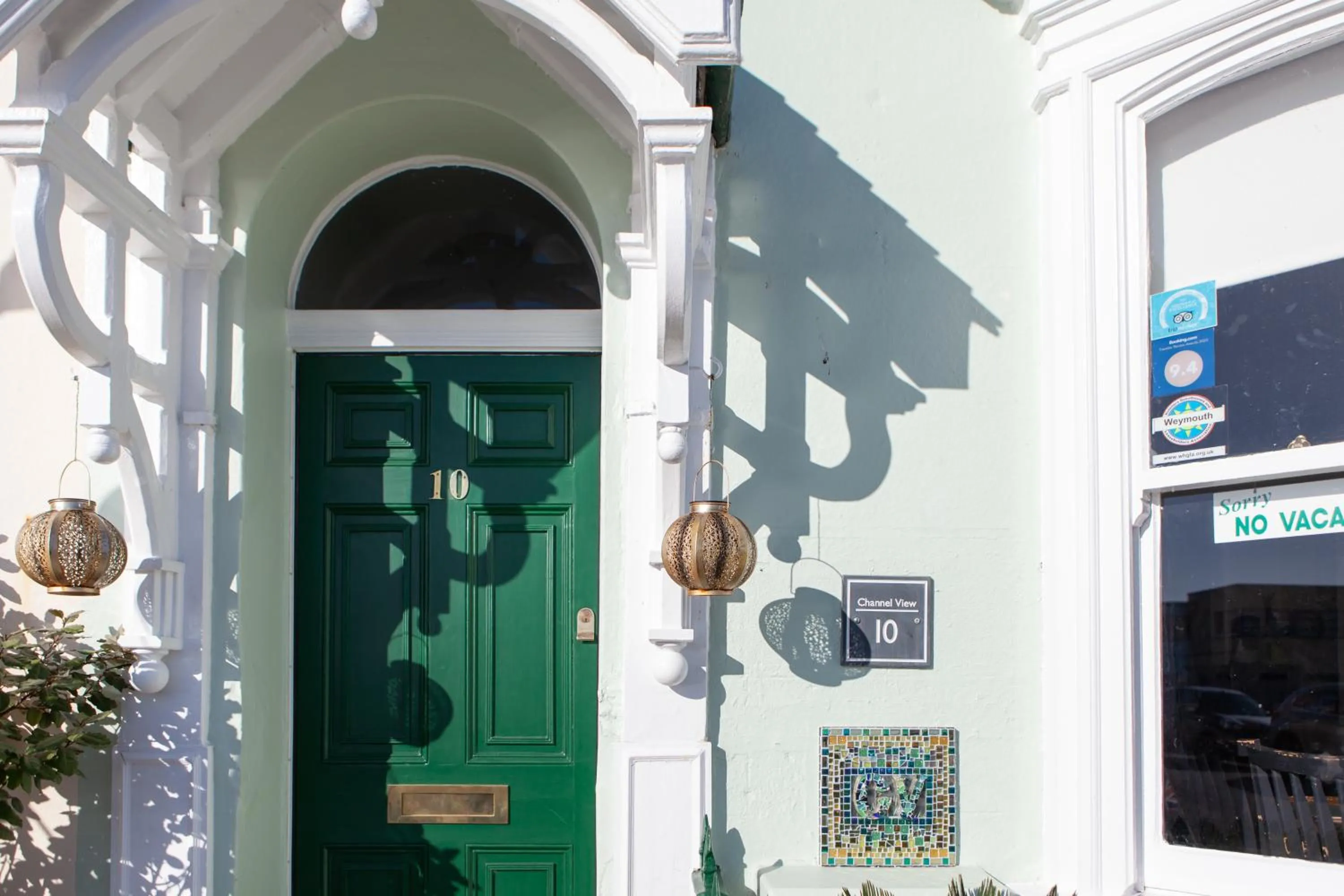 Facade/entrance in Channel View Guest House