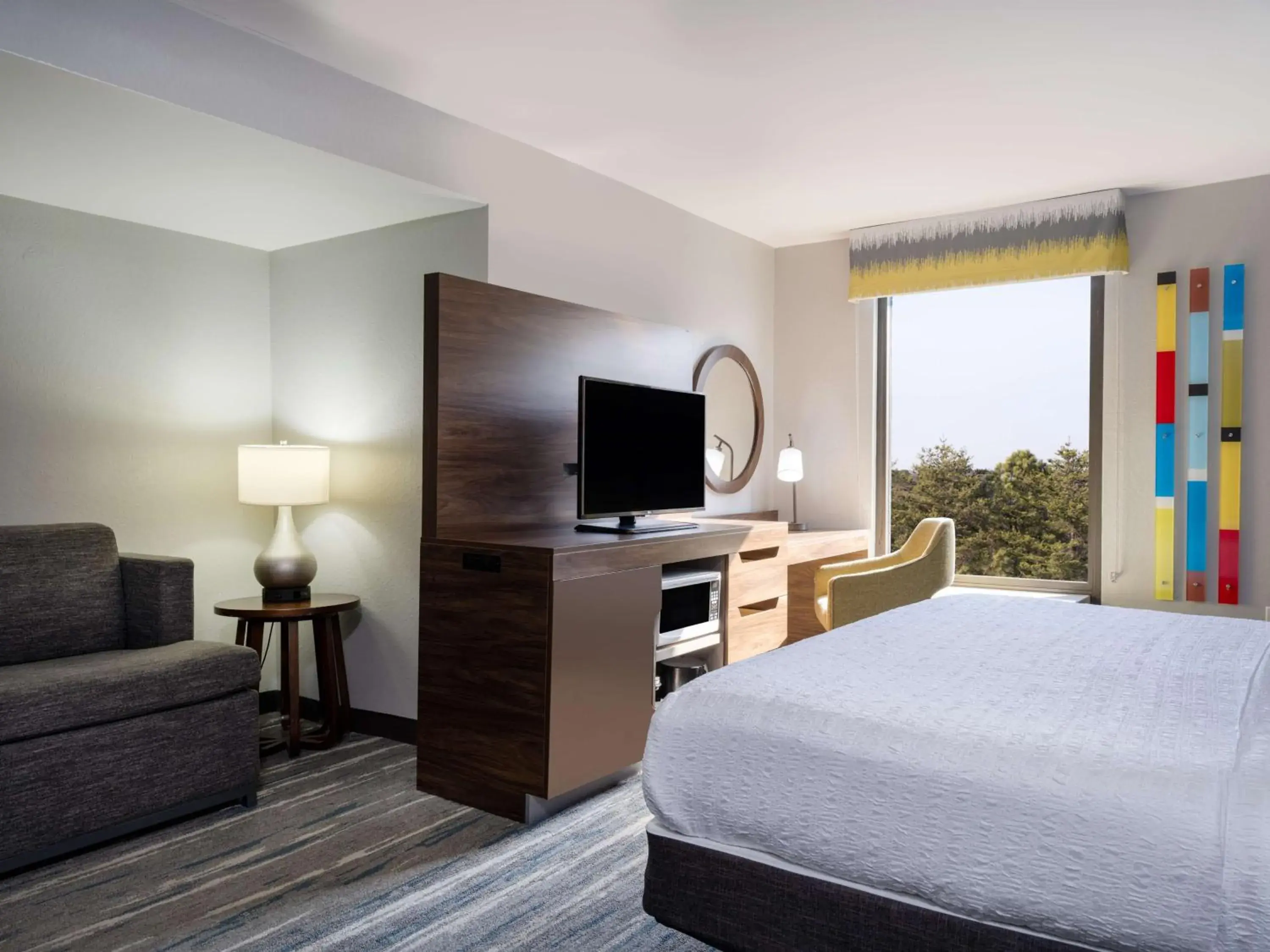 Bed in Hampton Inn Atlanta-Peachtree Corners/Norcross Bed in Hampton Inn Atlanta-Peachtree Corners/Norcross