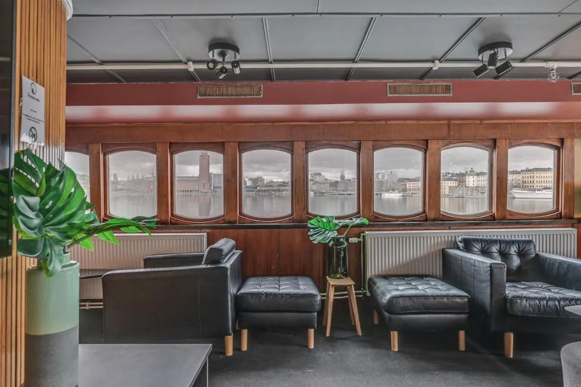 Lobby or reception in Rygerfjord Hotel & Hostel