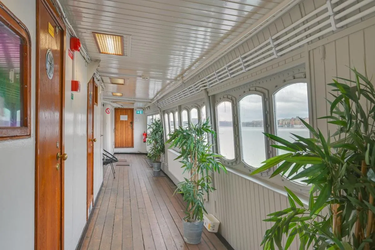 Lobby or reception in Rygerfjord Hotel & Hostel