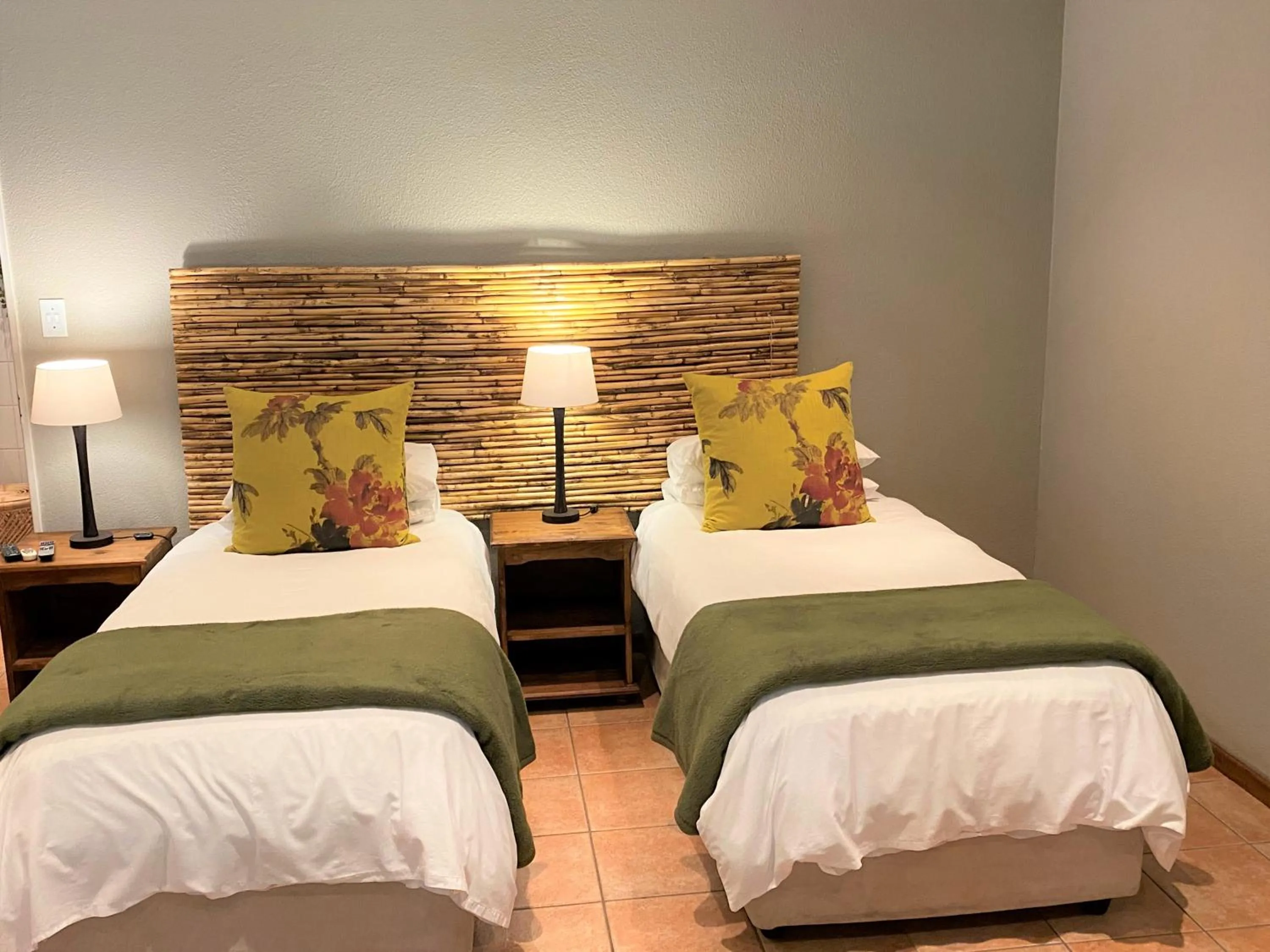 Bed in Safari Club Guest Lodge OR Tambo International Airport