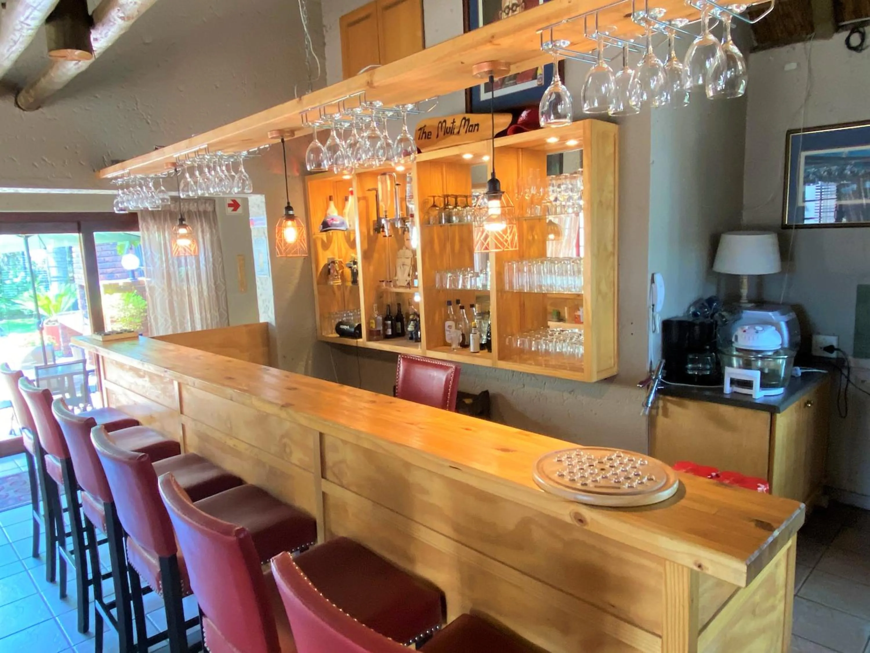 Lounge or bar in Safari Club Guest Lodge OR Tambo International Airport