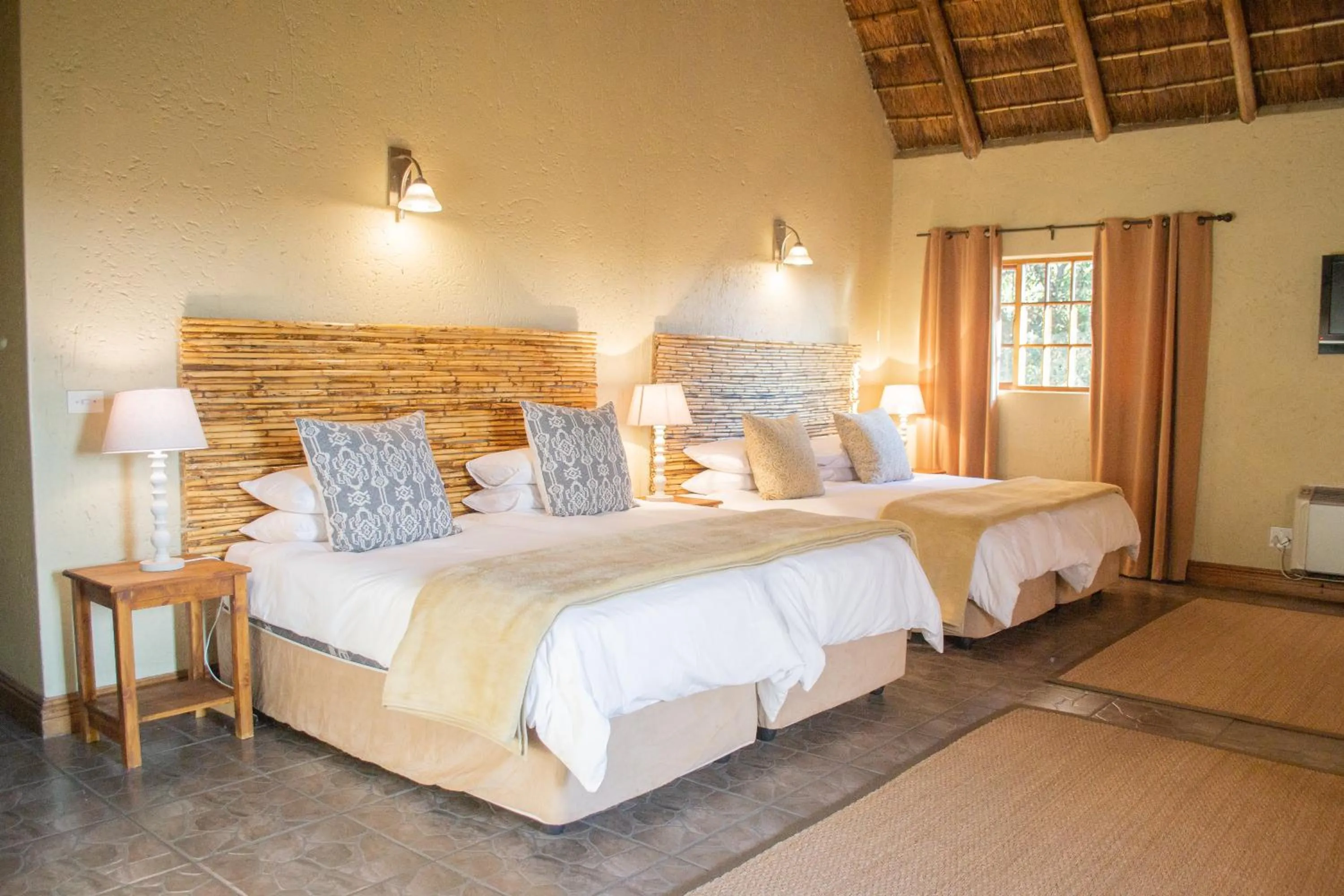 Bed in Safari Club Guest Lodge OR Tambo International Airport