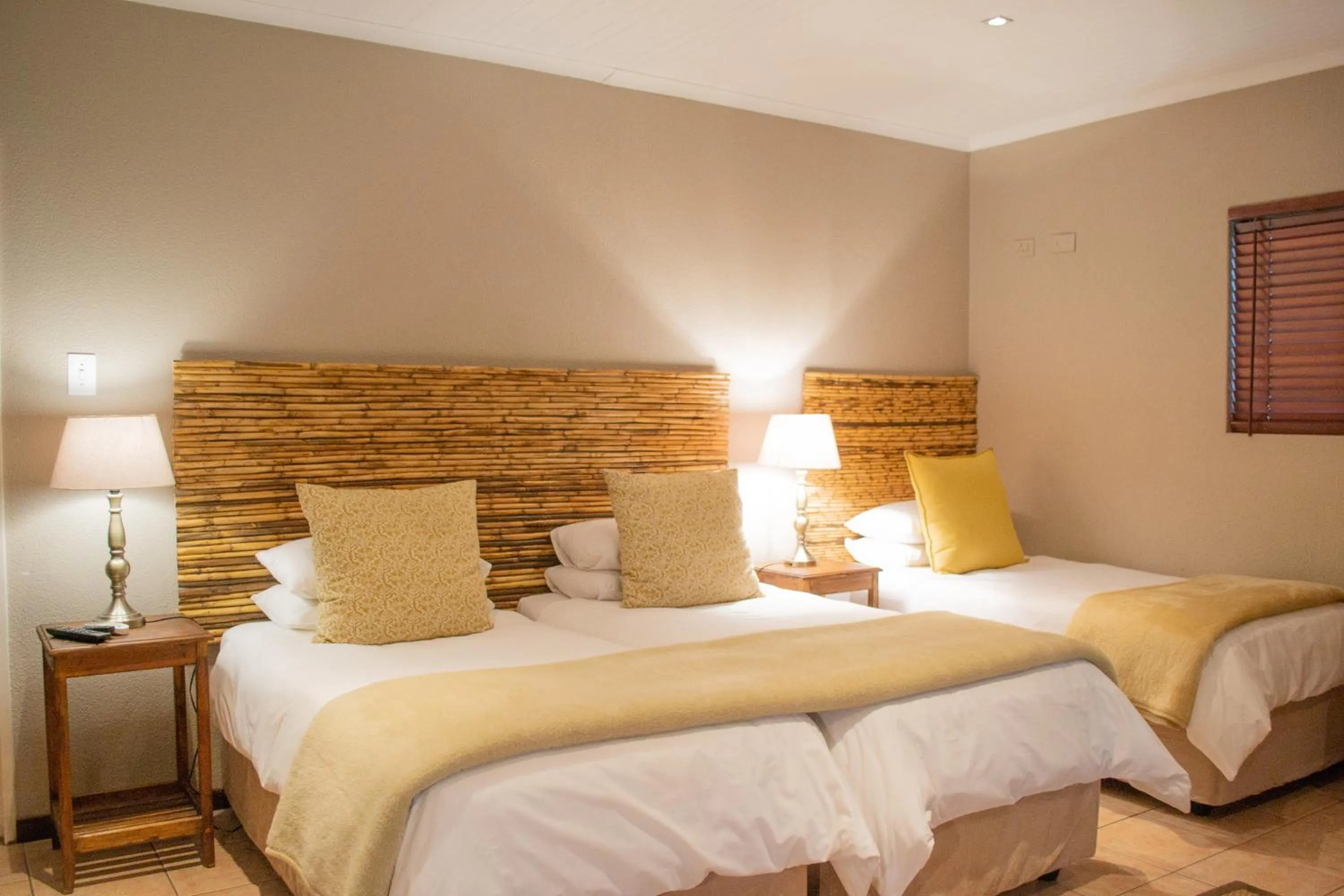 Bed in Safari Club Guest Lodge OR Tambo International Airport