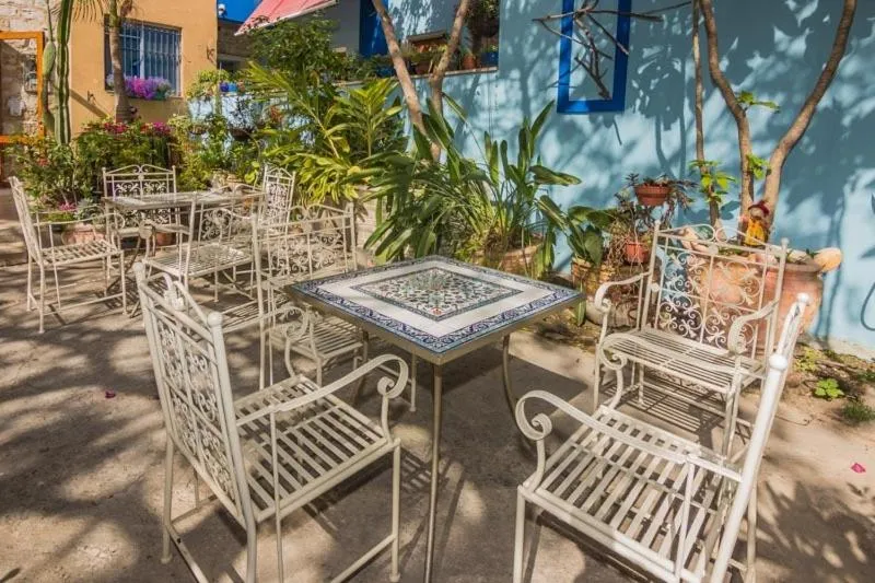 Patio in Port Inn
