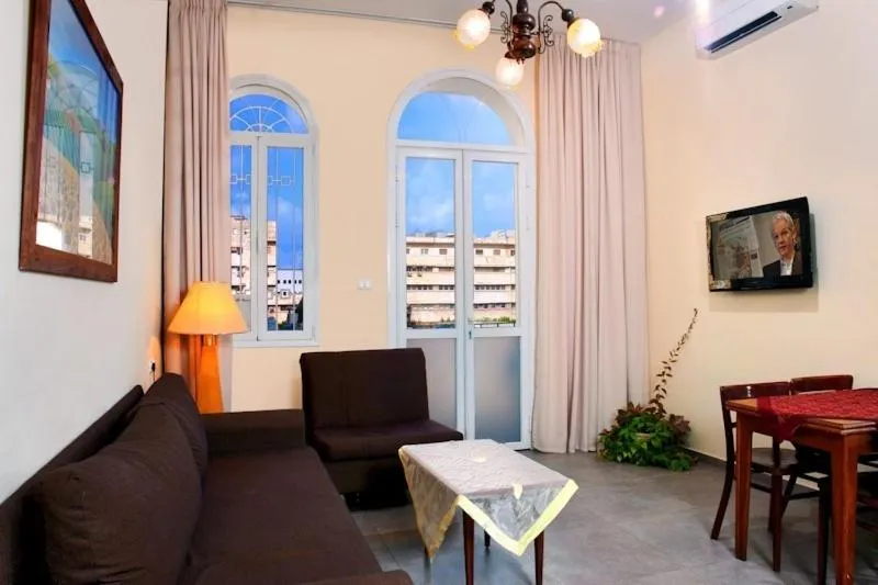 Seating area in Port Inn