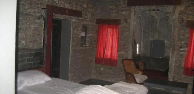 Living room, Bed in Lalghat Haveli