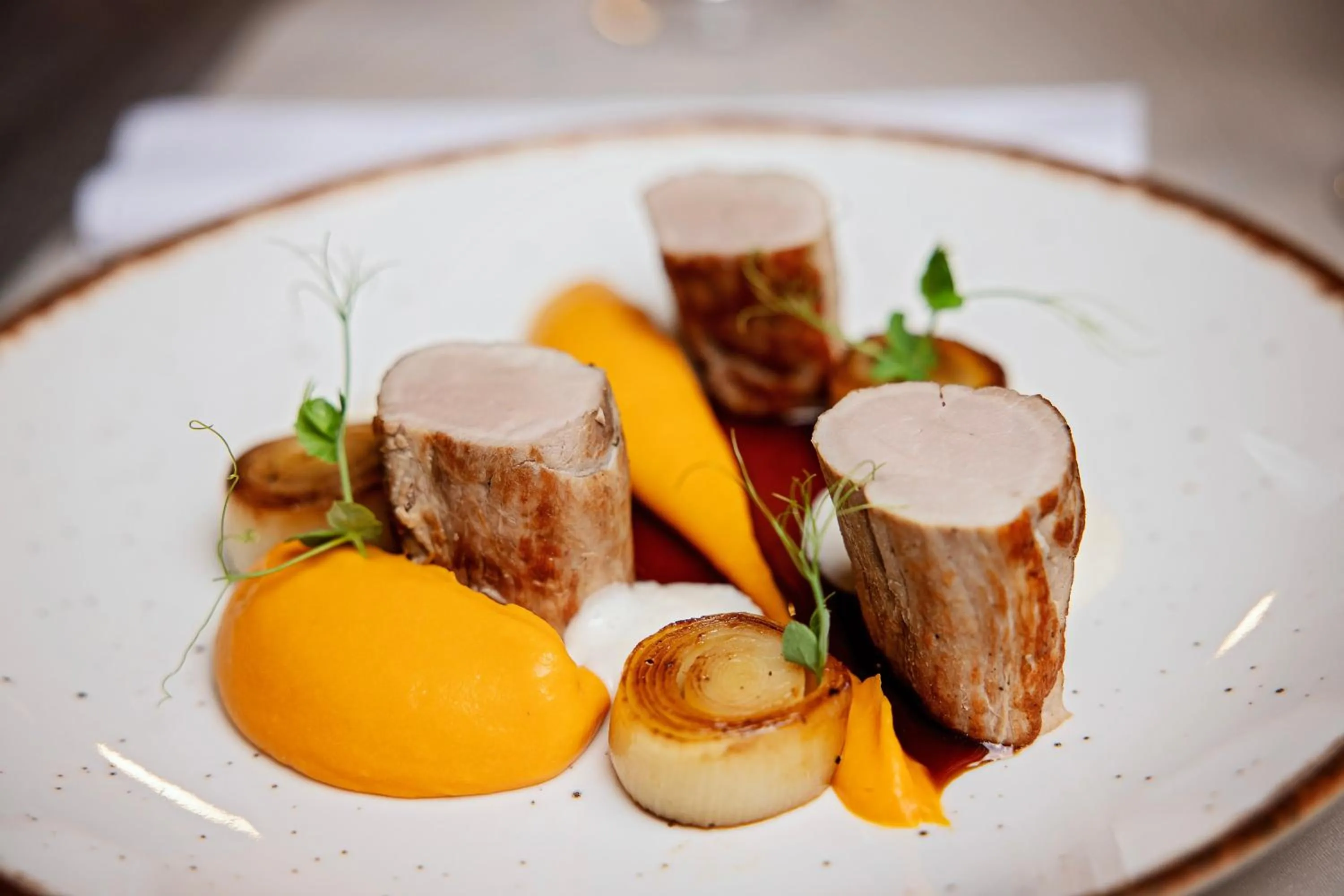 Restaurant/places to eat in Hotel Princess