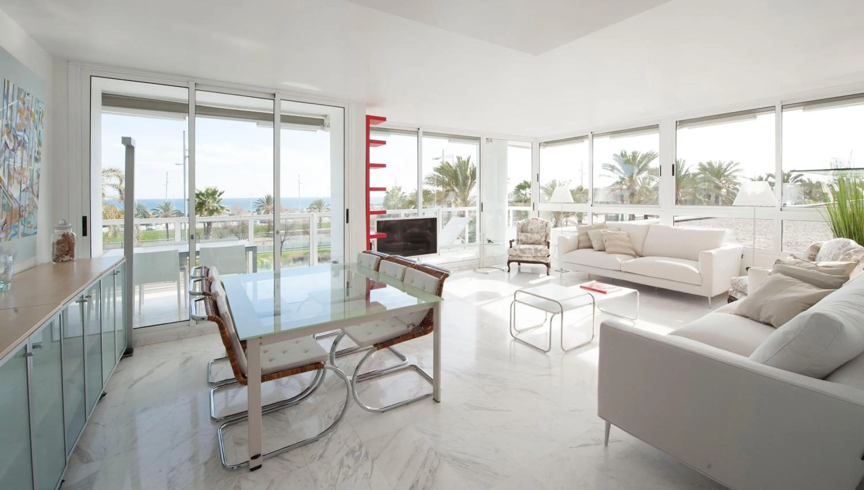 You Stylish Beach Apartments