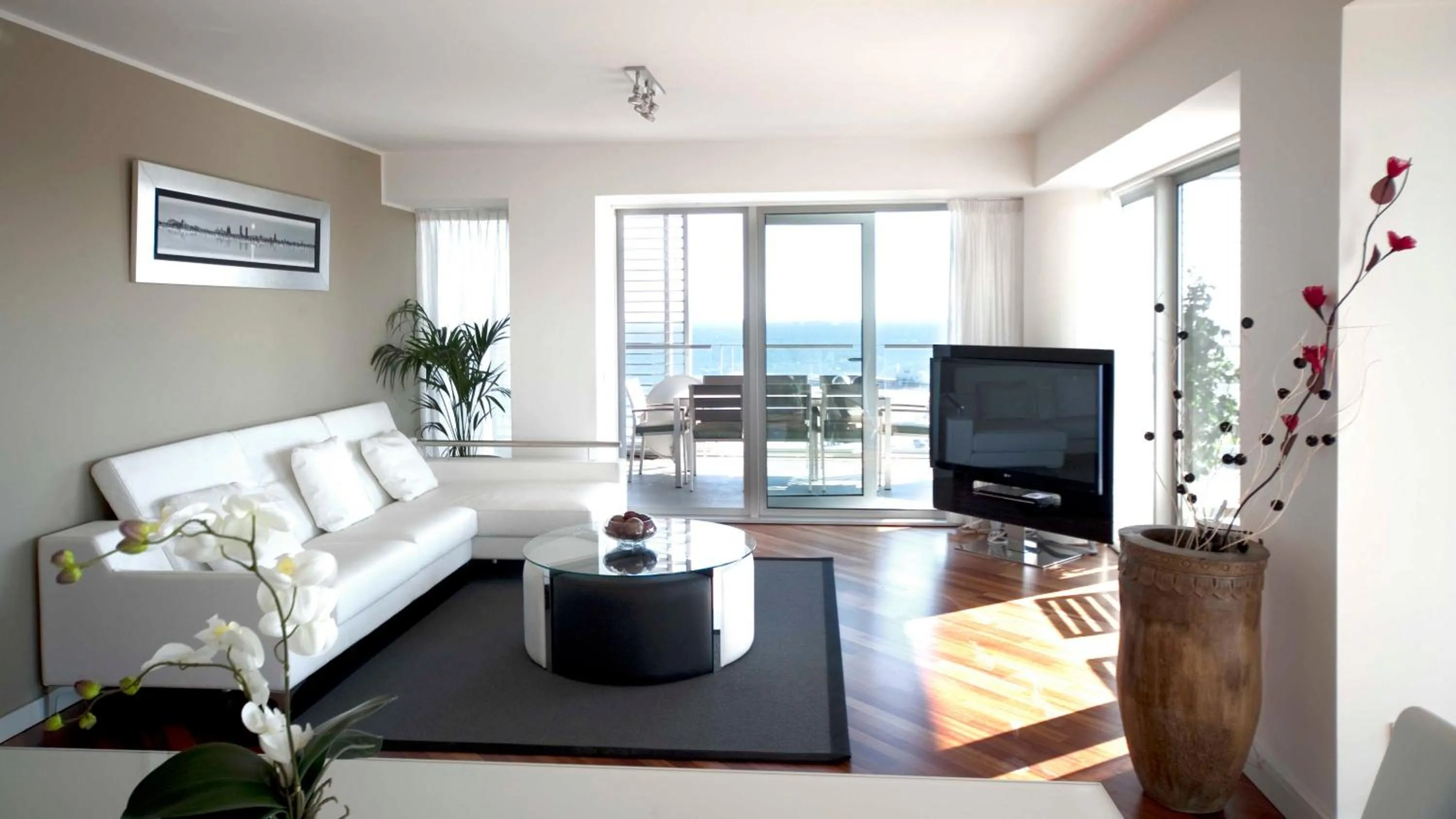 You Stylish Beach Apartments