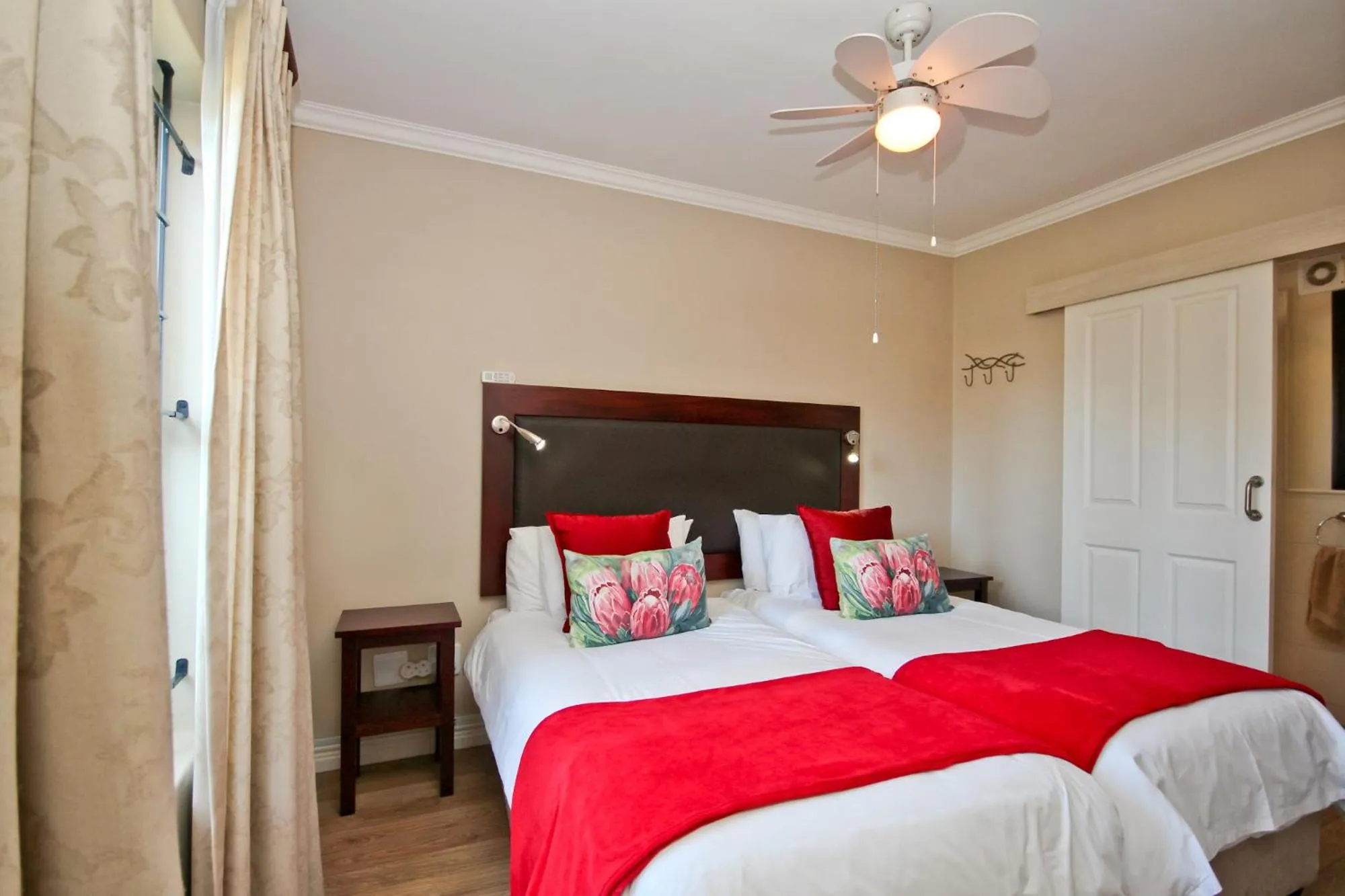 Bedroom, Bed in Vilaroux