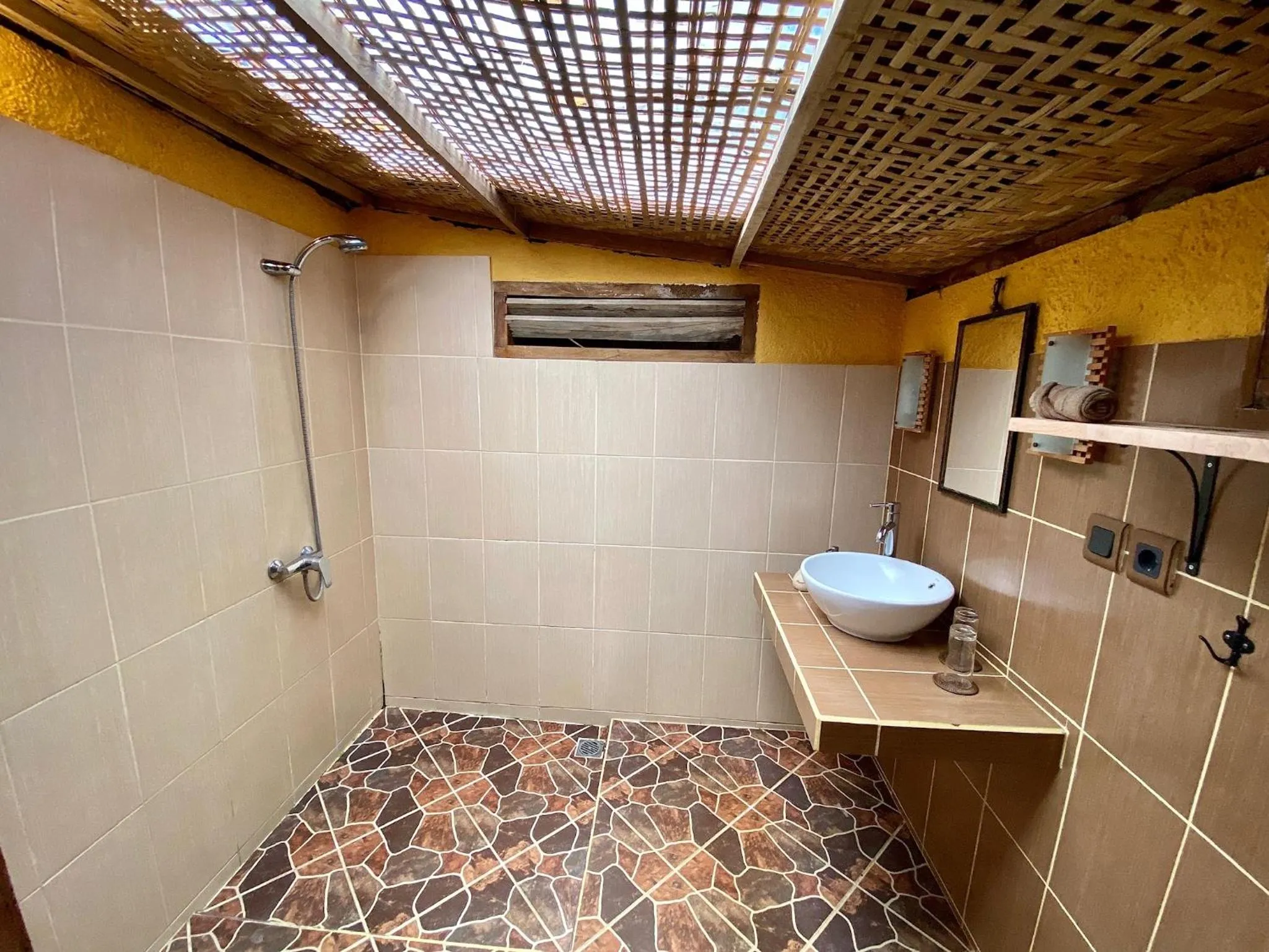 Shower in Rinjani Lighthouse