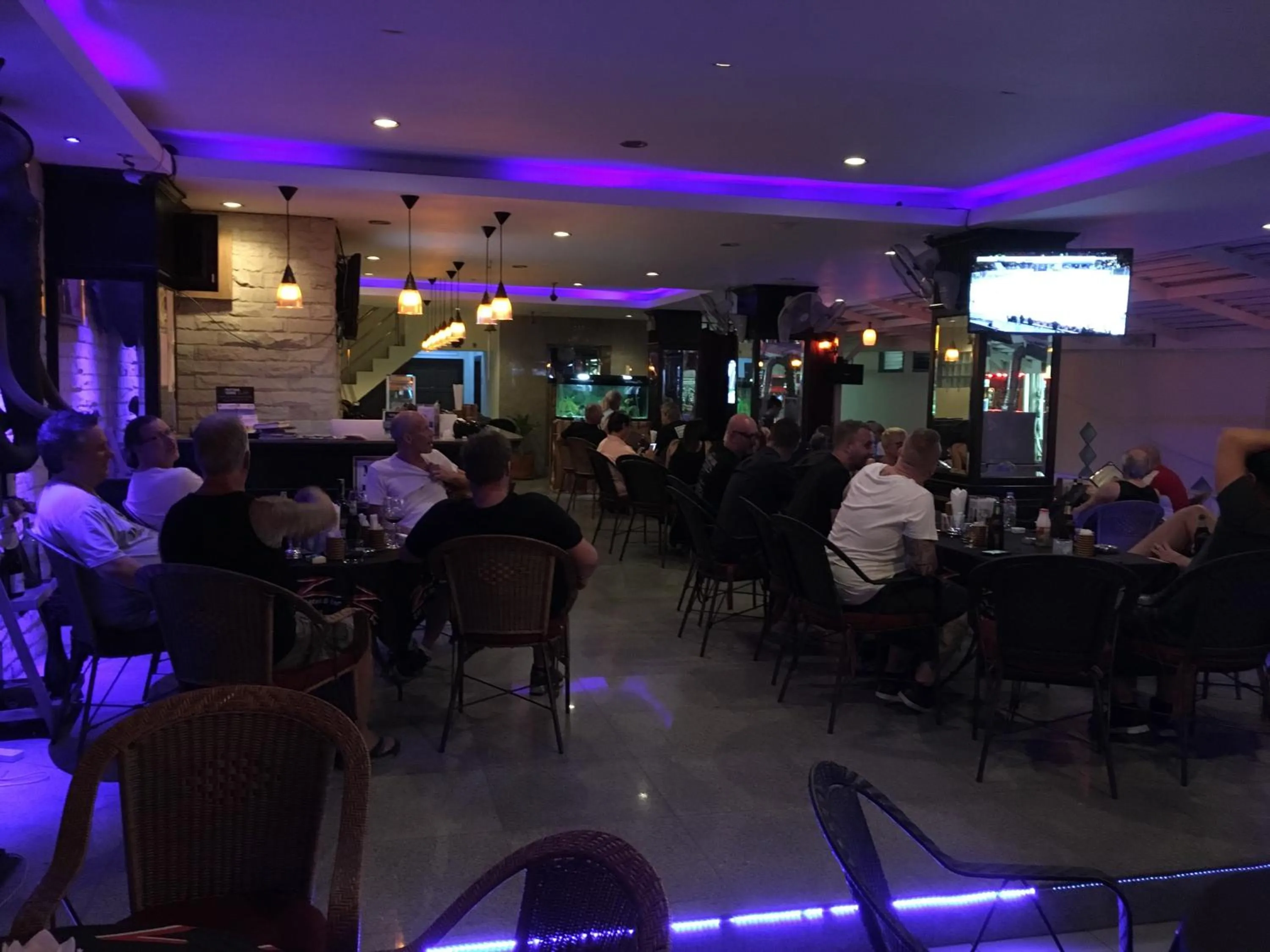 Restaurant/places to eat in ZIP Hotel & Restaurant