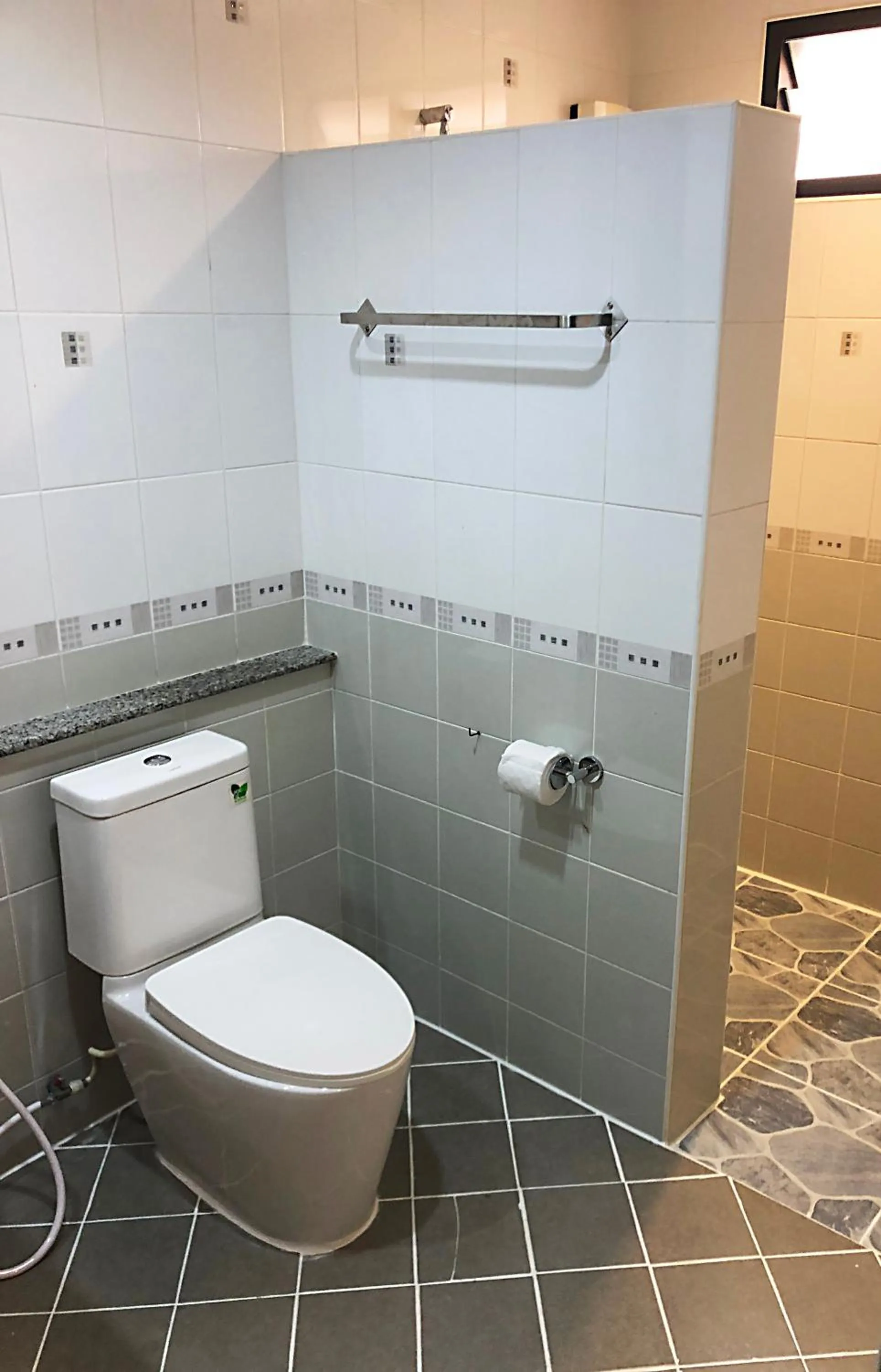 Toilet in ZIP Hotel & Restaurant