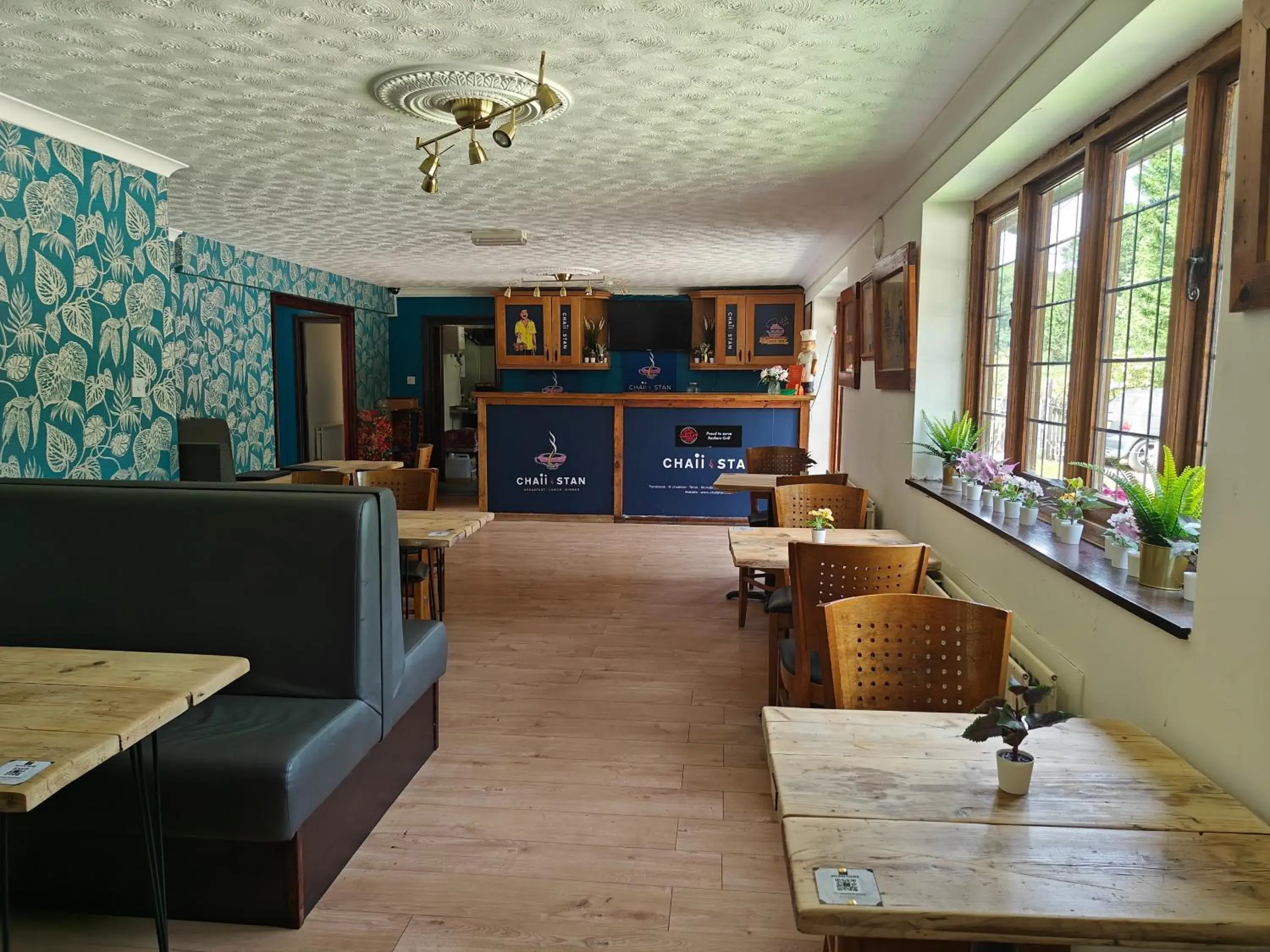 Restaurant/places to eat in Little Foxes Hotel & Gatwick Airport Parking Restaurant/places to eat in Little Foxes Hotel & Gatwick Airport Parking