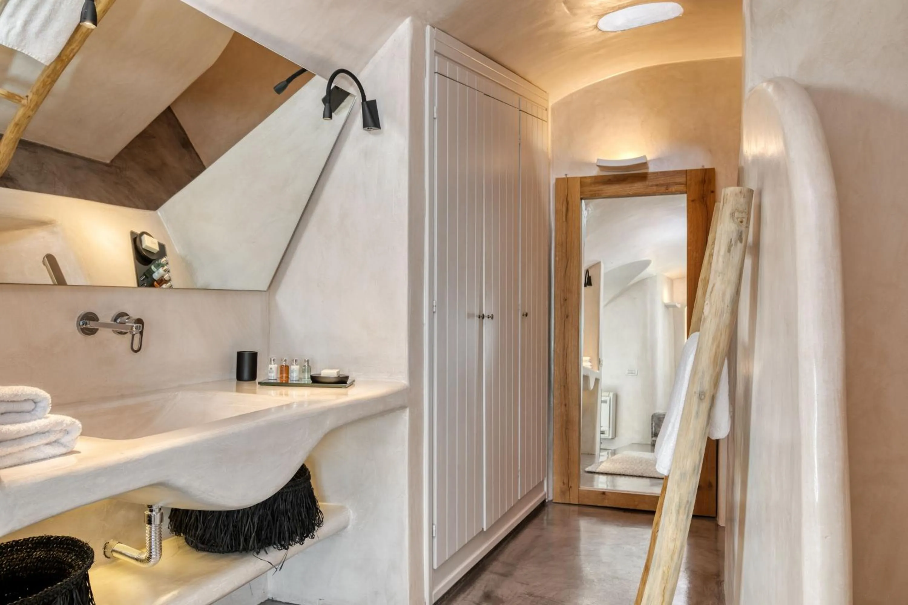 Bathroom in Nostos Apartments