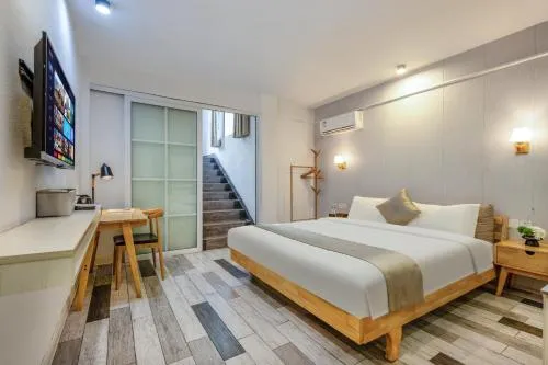 Guilin Lakeside Yige Hotel
