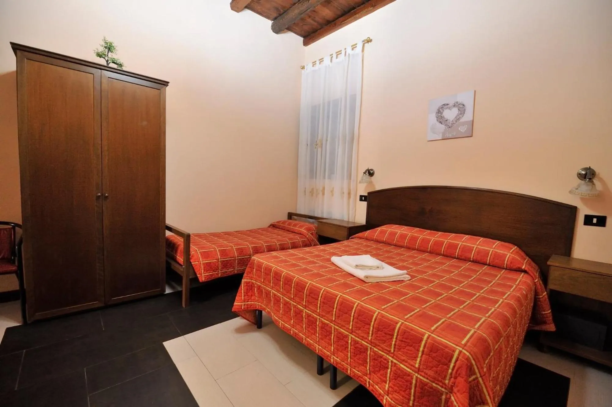 Bed in Hotel Piccolo