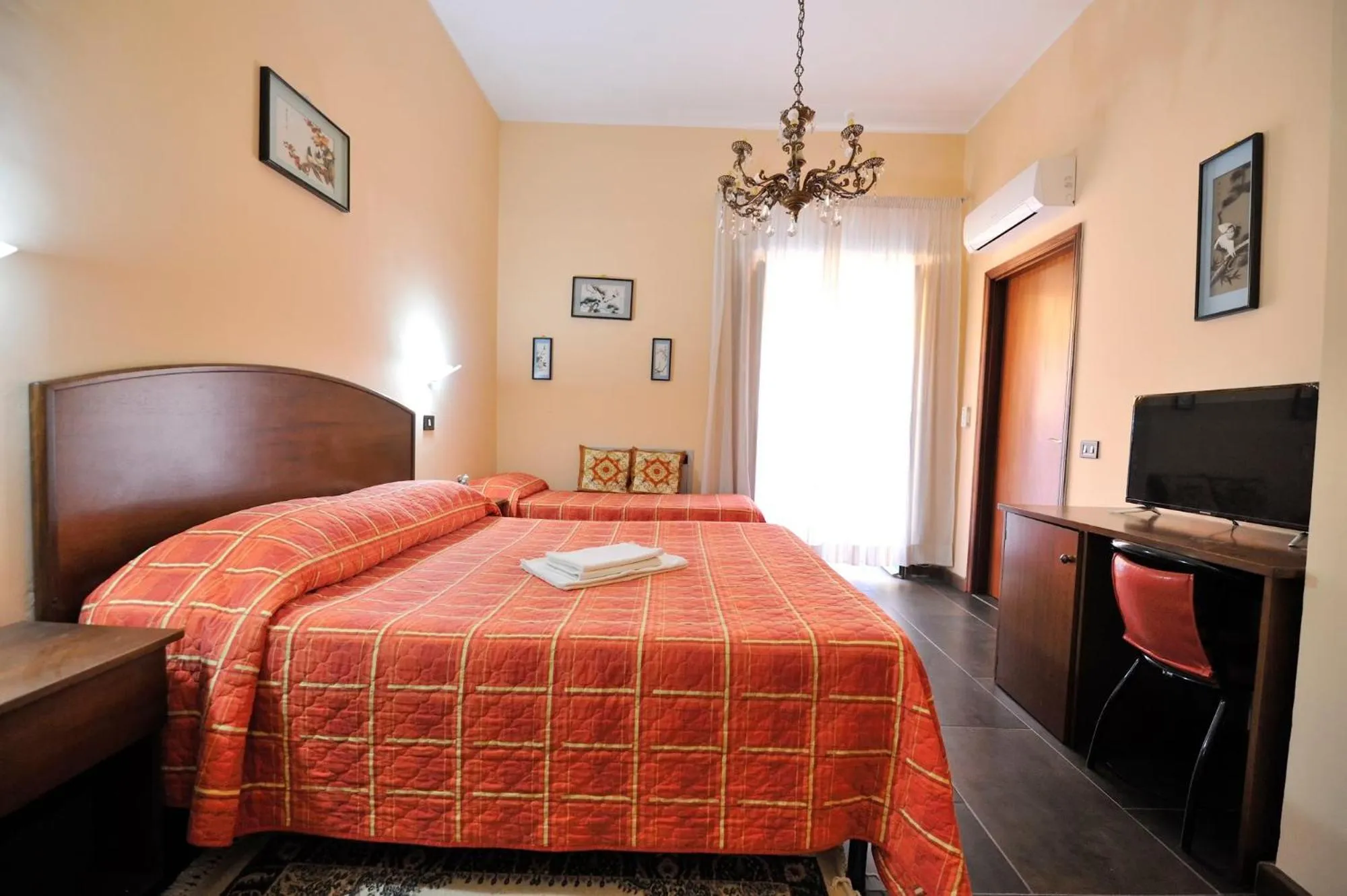 Bed in Hotel Piccolo