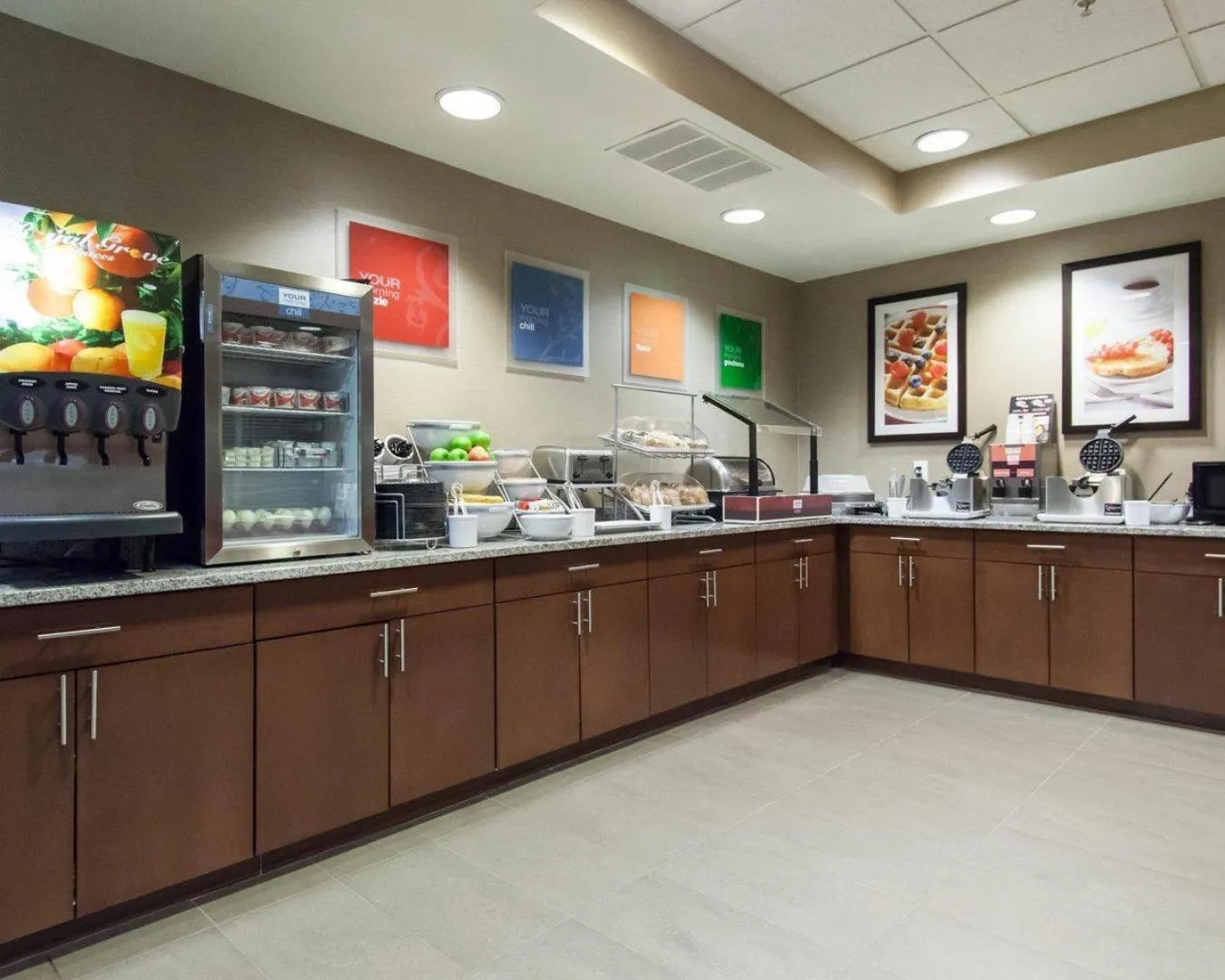 Breakfast in Comfort Suites Tulsa Central