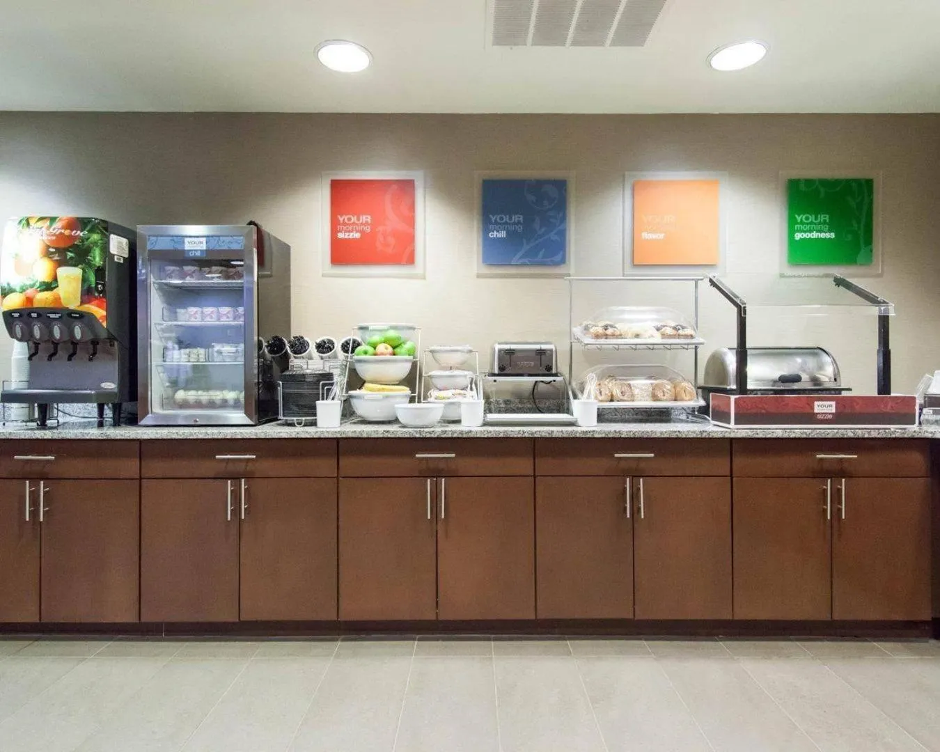 Breakfast in Comfort Suites Tulsa Central