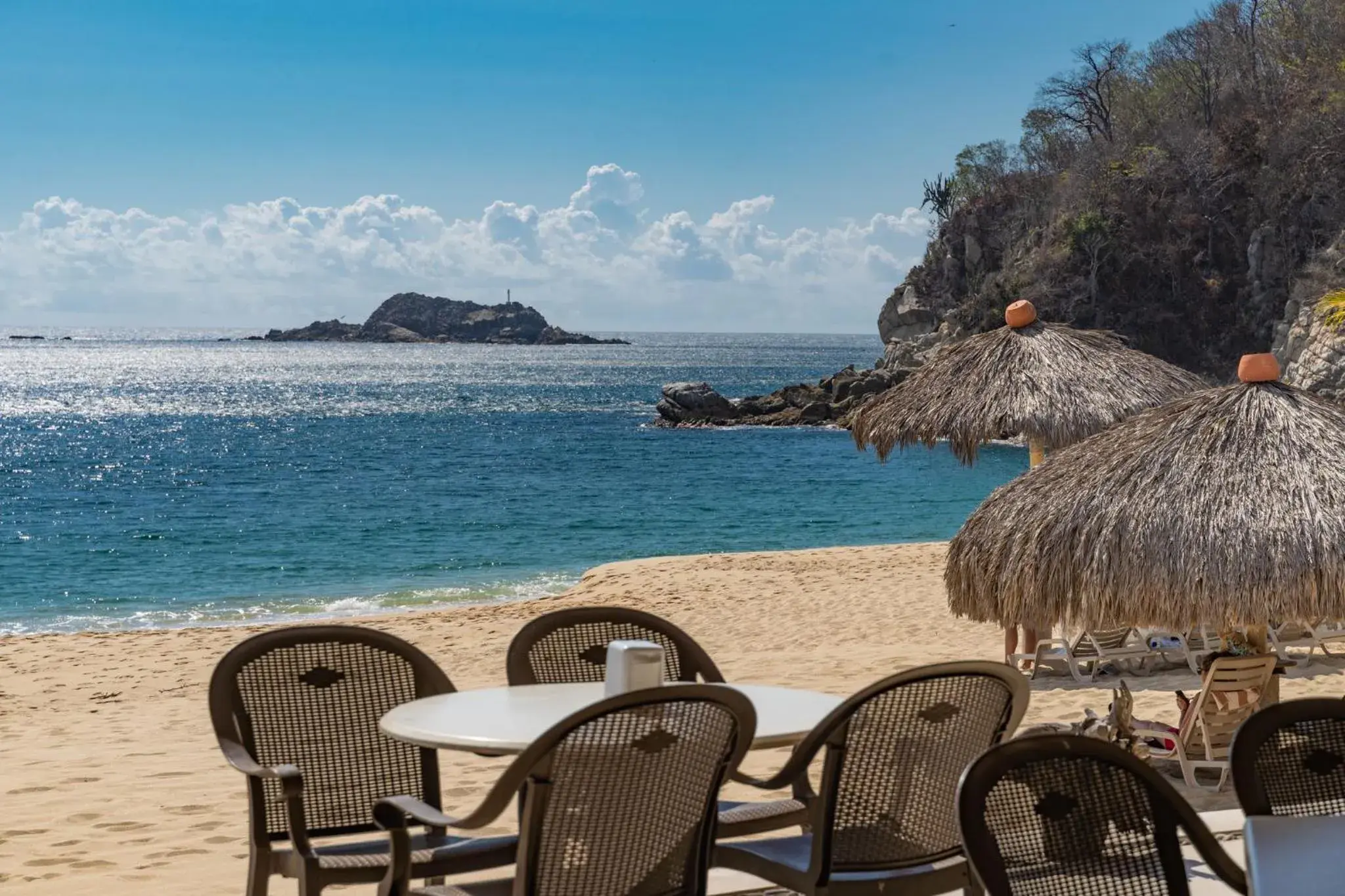 Restaurant/places to eat in Hotel Castillo Huatulco & Beach Club Restaurant/places to eat in Hotel Castillo Huatulco & Beach Club