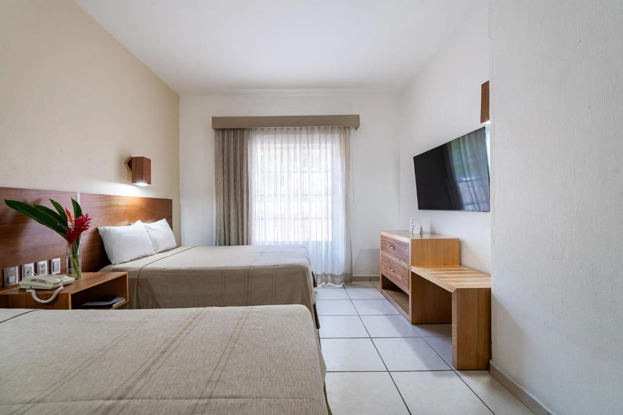 Bedroom, Bed in Hotel Castillo Huatulco & Beach Club