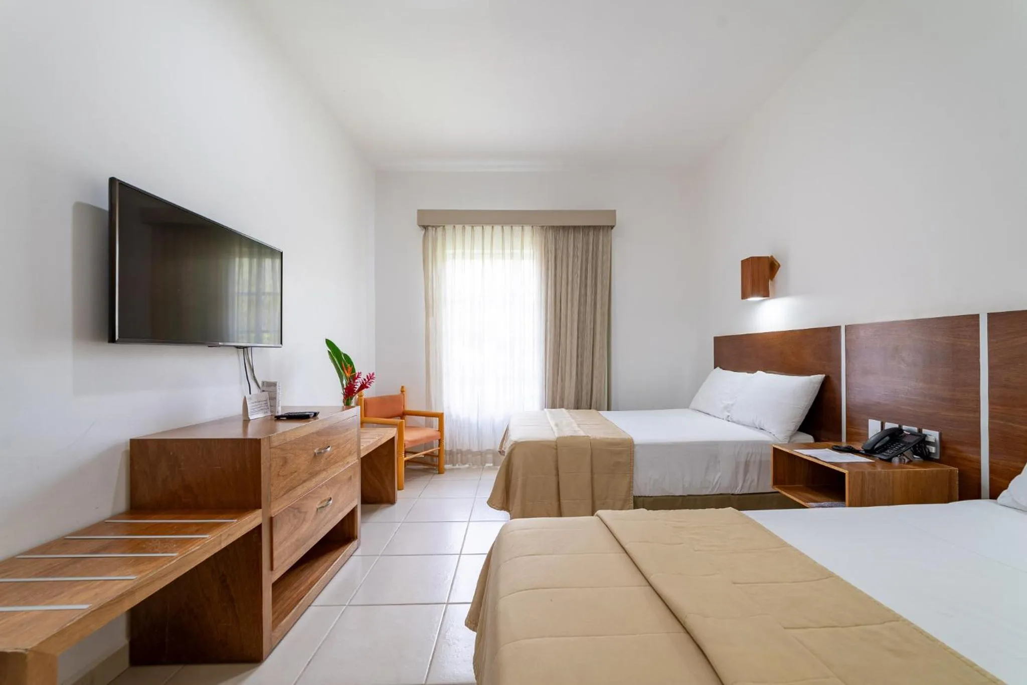 Bedroom, Bed in Hotel Castillo Huatulco & Beach Club