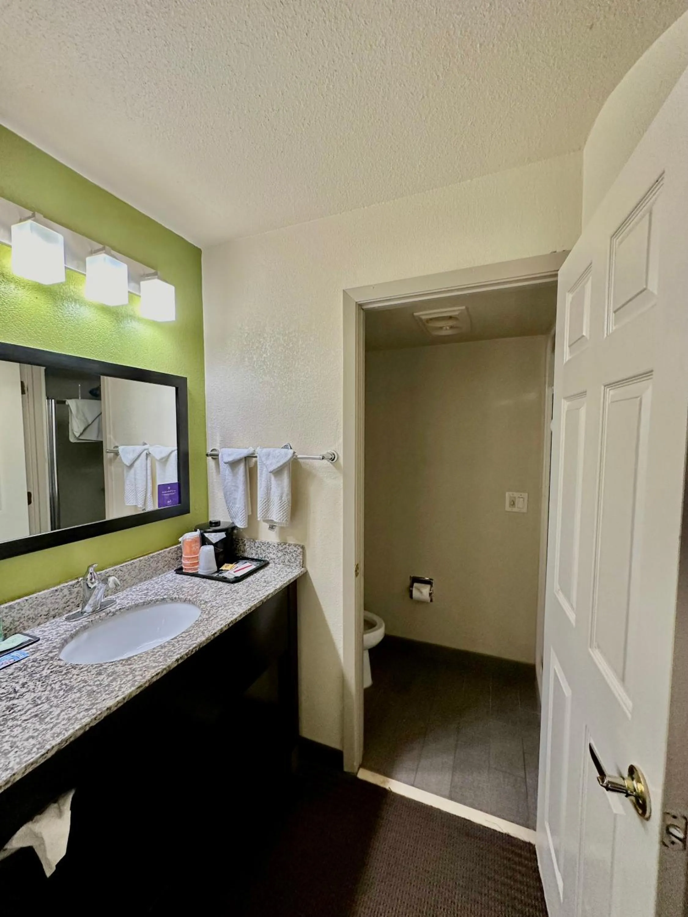 Bathroom in Sleep Inn & Suites Tulsa Central I-44