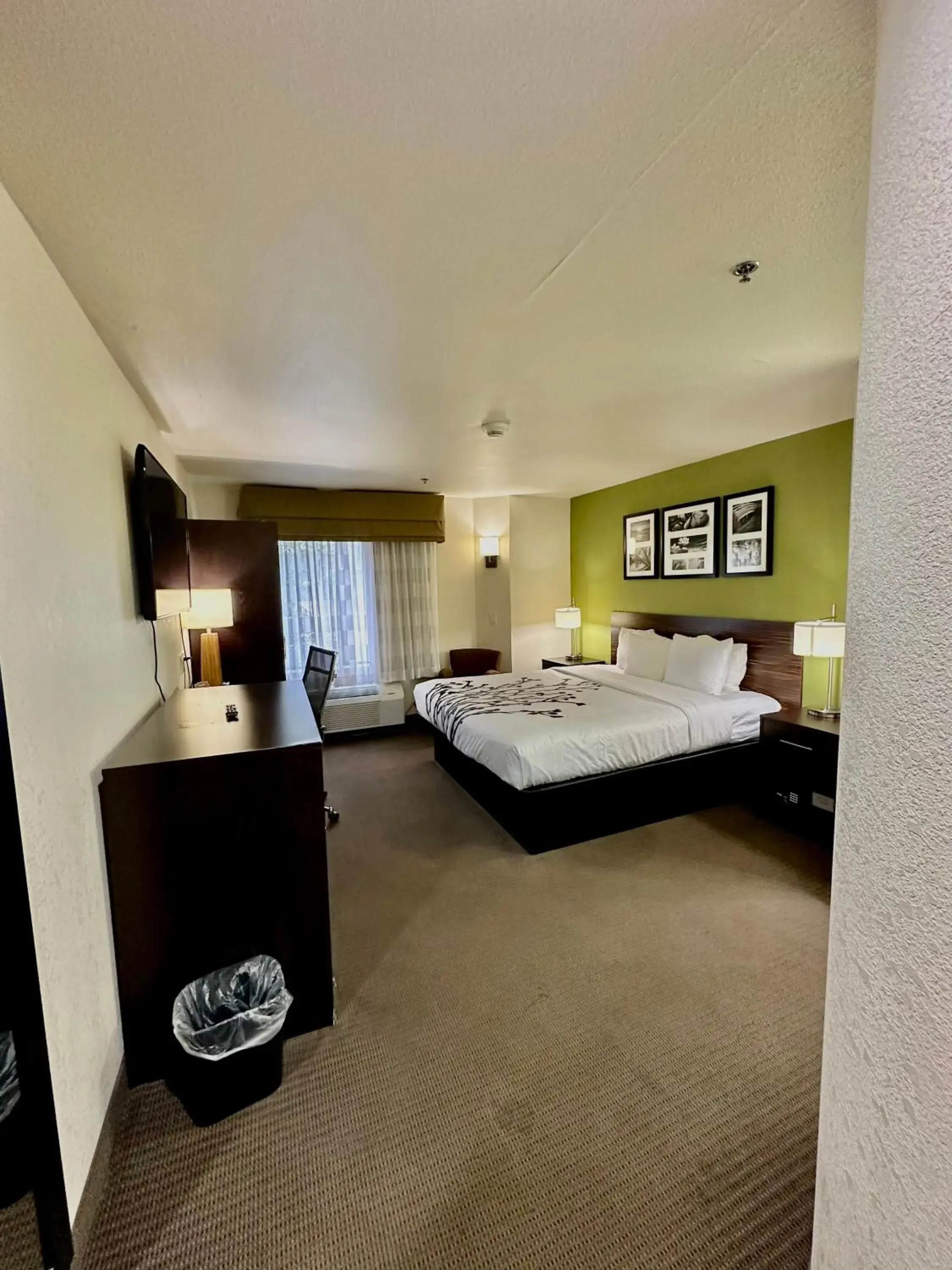 Bed in Sleep Inn & Suites Tulsa Central I-44 Bed in Sleep Inn & Suites Tulsa Central I-44