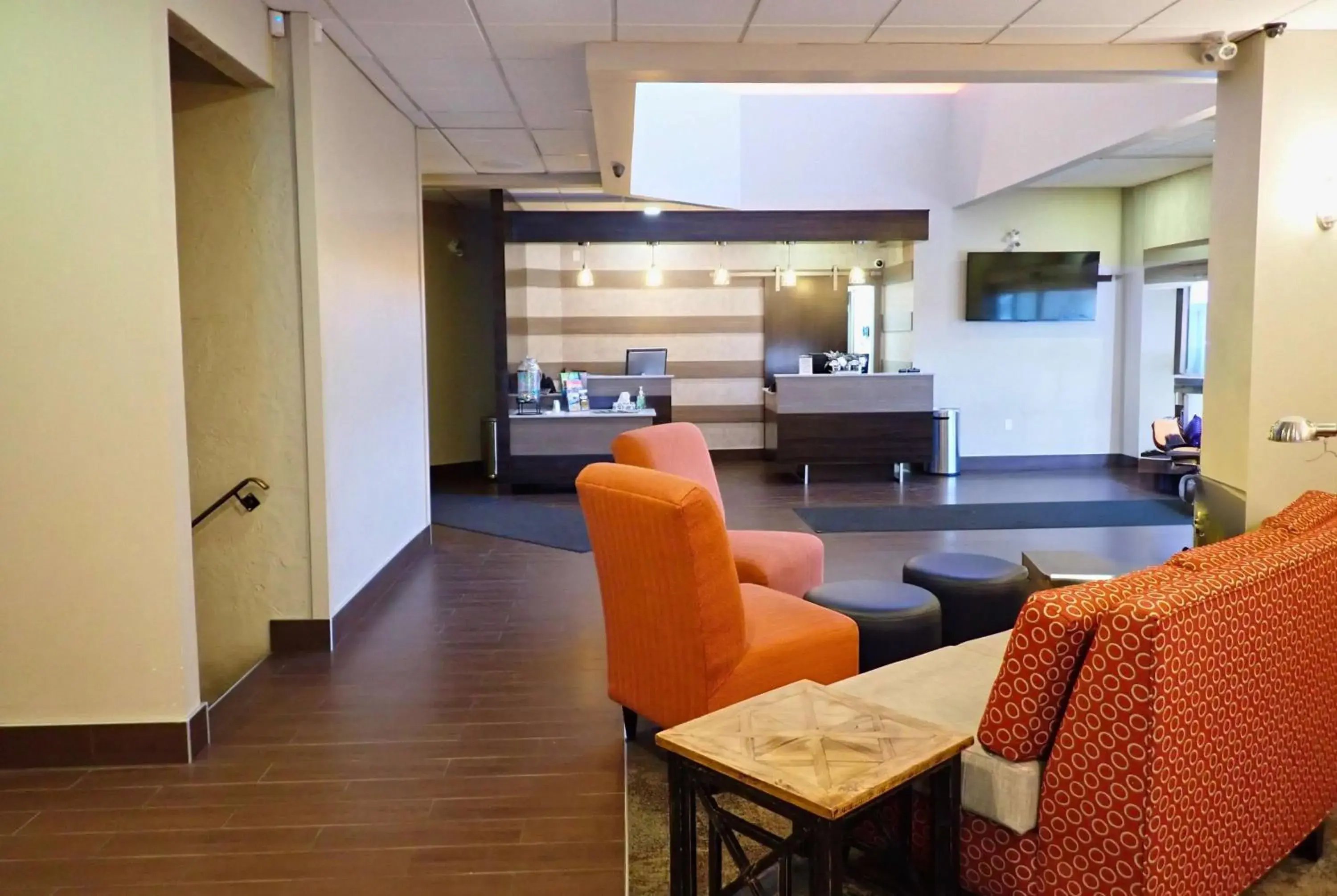 Lobby or reception in Days Inn by Wyndham Airdrie Lobby or reception in Days Inn by Wyndham Airdrie