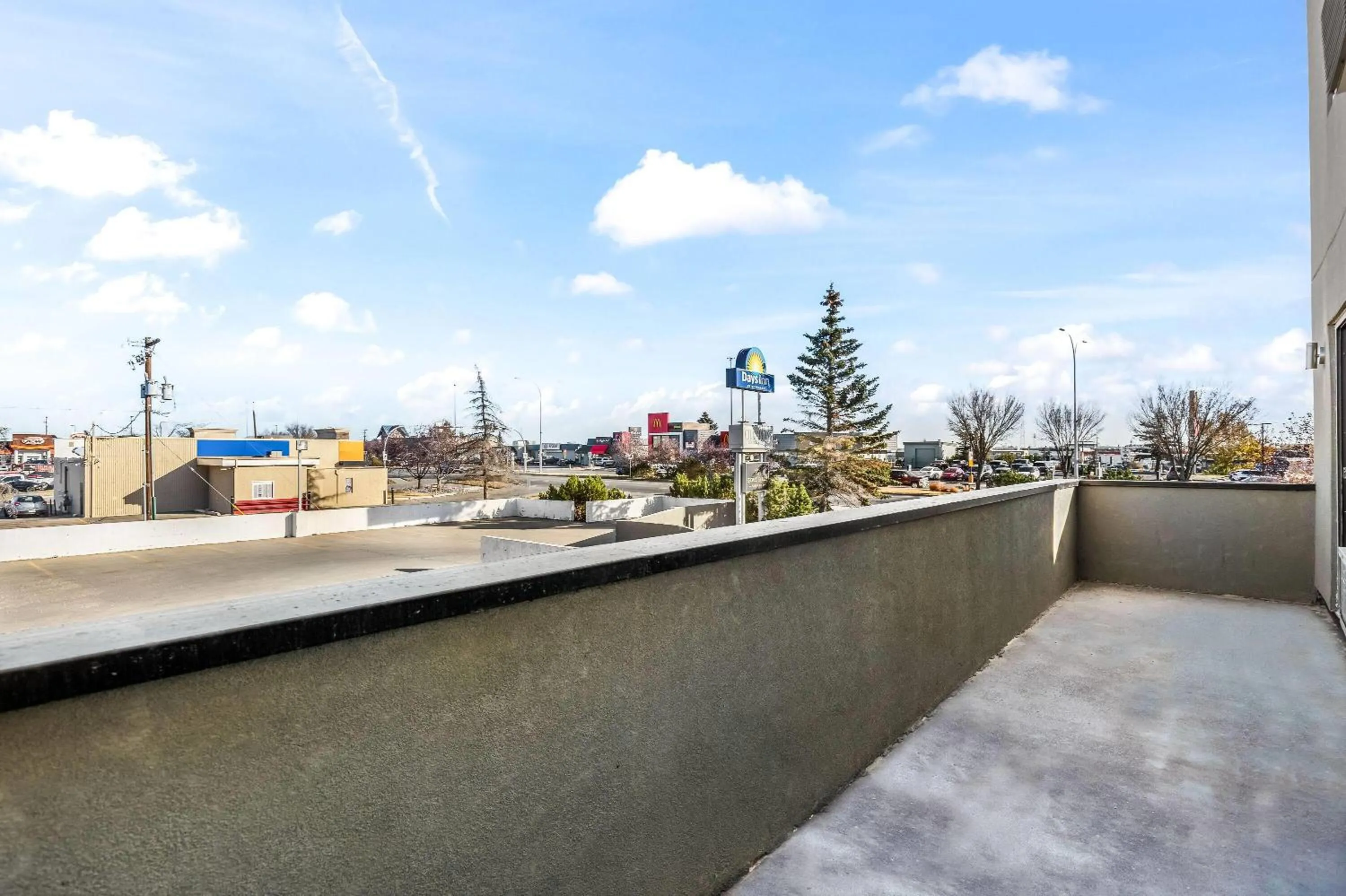 Photo of the whole room in Days Inn by Wyndham Airdrie