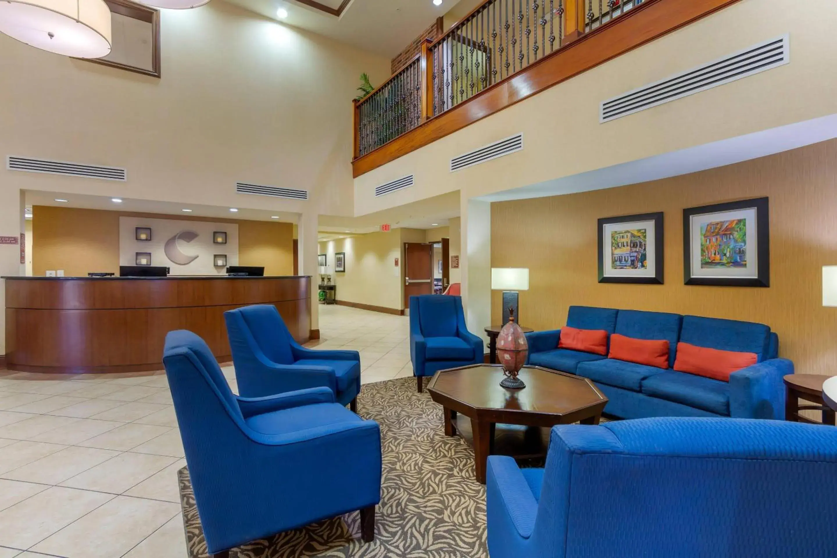 Lobby or reception in Comfort Suites Charleston West Ashley Lobby or reception in Comfort Suites Charleston West Ashley