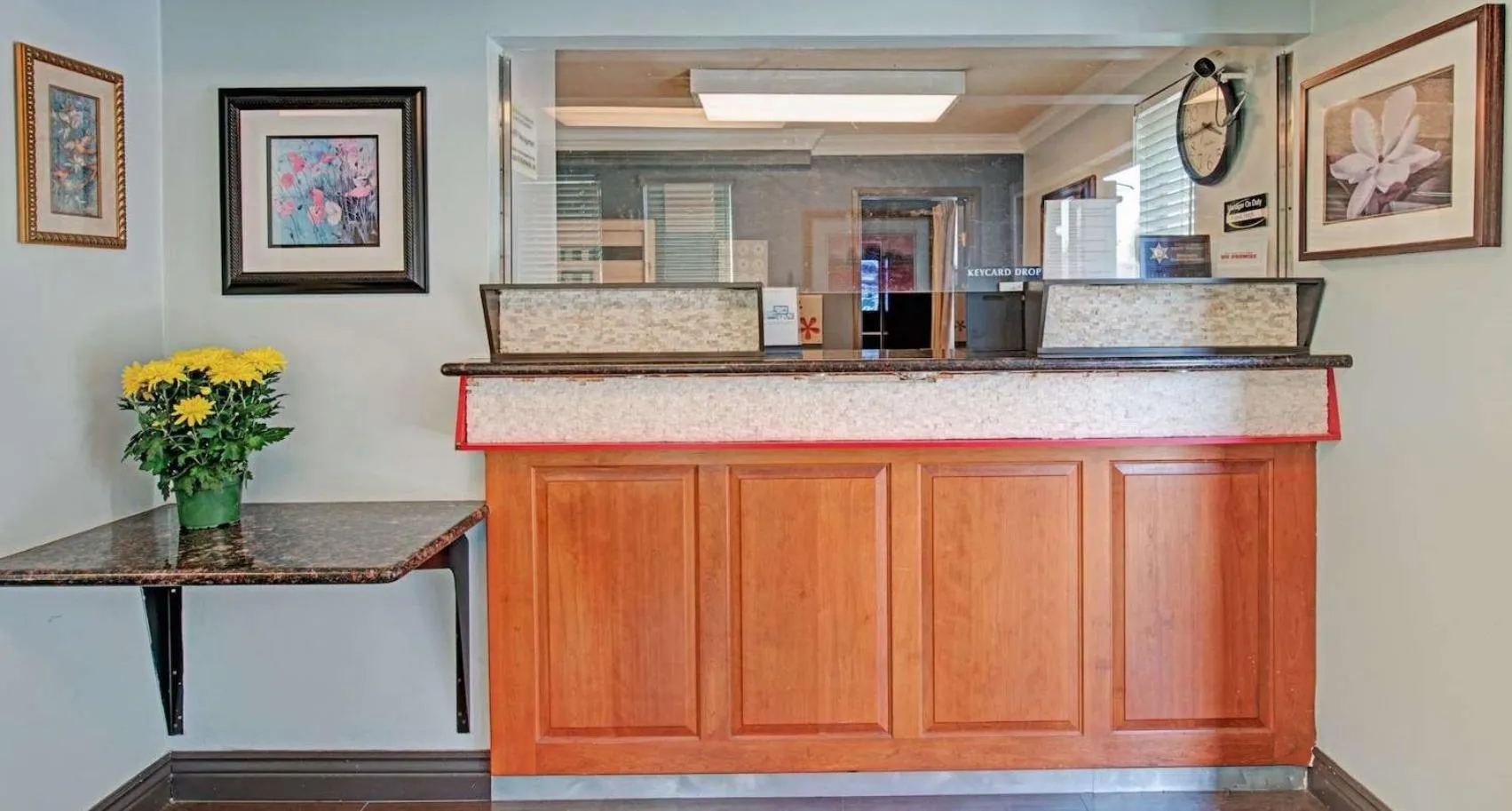 Super 8 by Wyndham Sacramento/Florin Rd