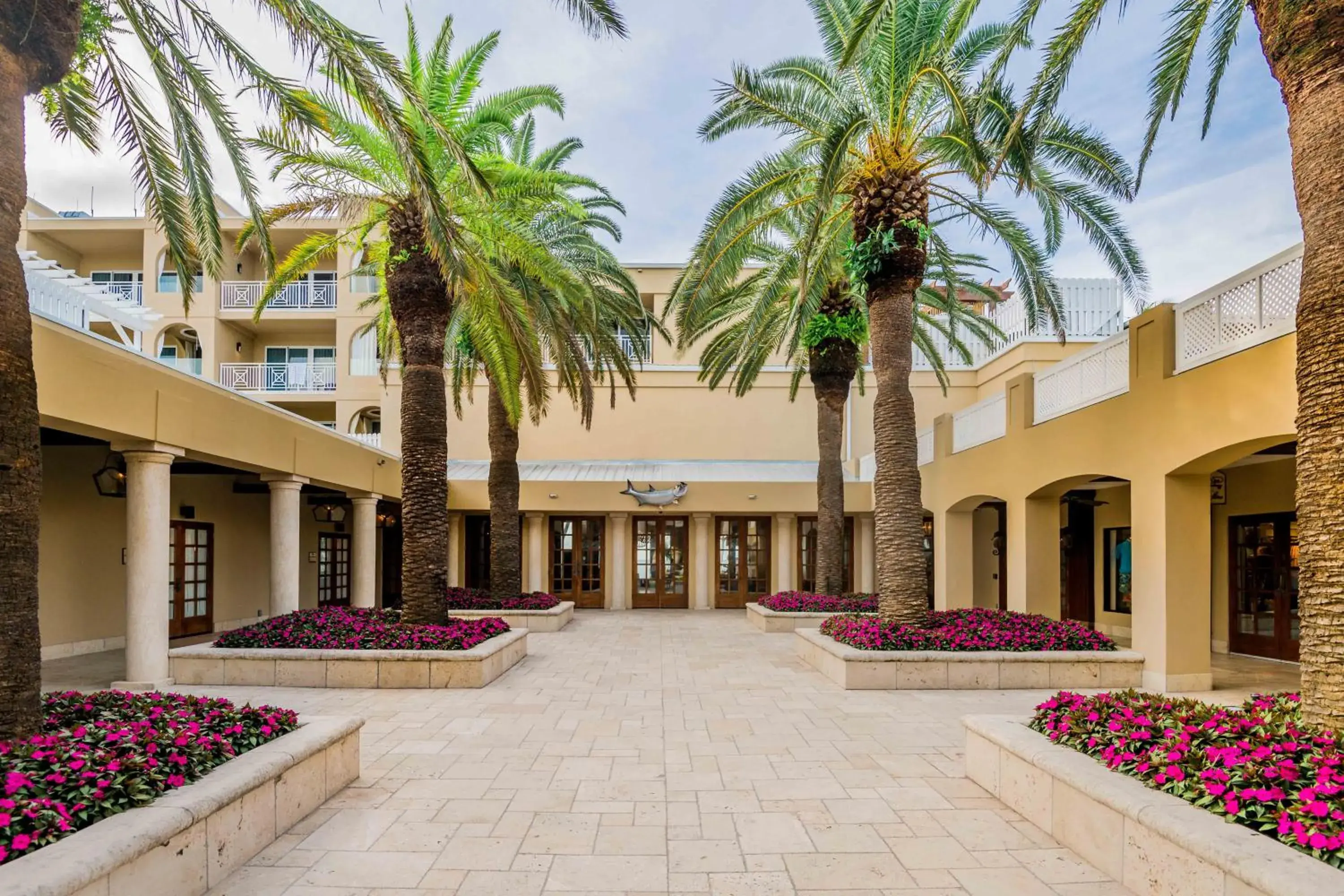 Inner courtyard view in Cheeca Lodge & Spa Inner courtyard view in Cheeca Lodge & Spa