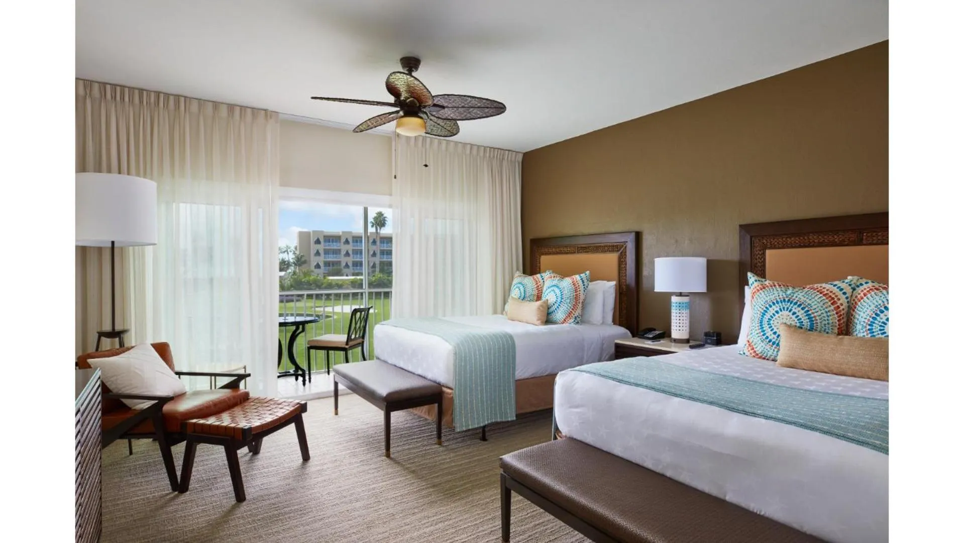 Photo of the whole room, Bed in Cheeca Lodge & Spa